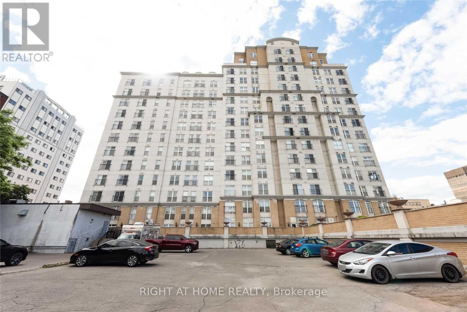 135 James Street S, Unit 1102 thumbnail 21
