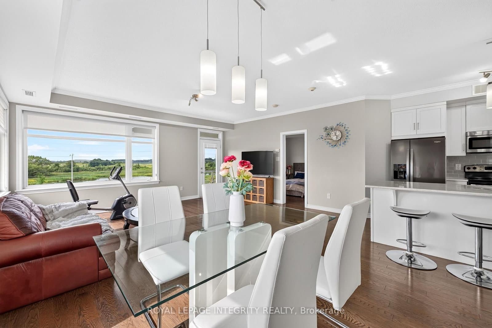 140 GUELPH Private, Unit 304 thumbnail 16