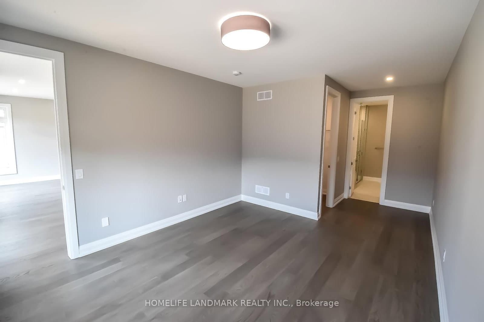 8974 Willoughby Drive, Unit Unit 23 thumbnail 12