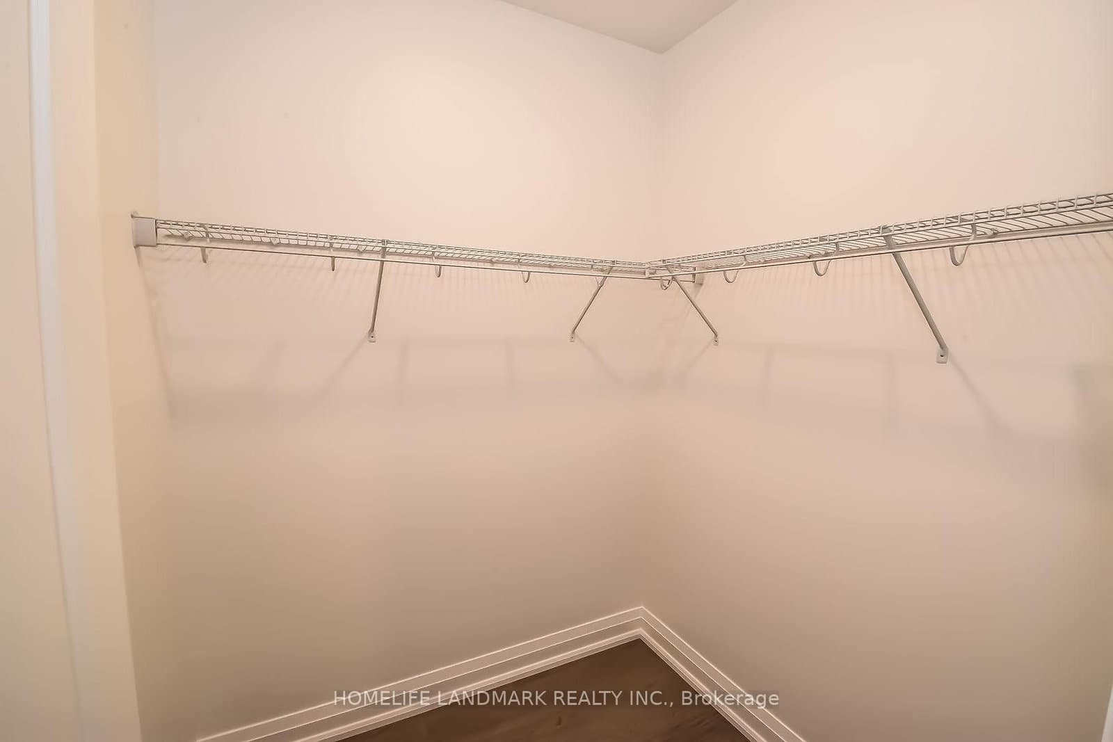 8974 Willoughby Drive, Unit Unit 23 thumbnail 15