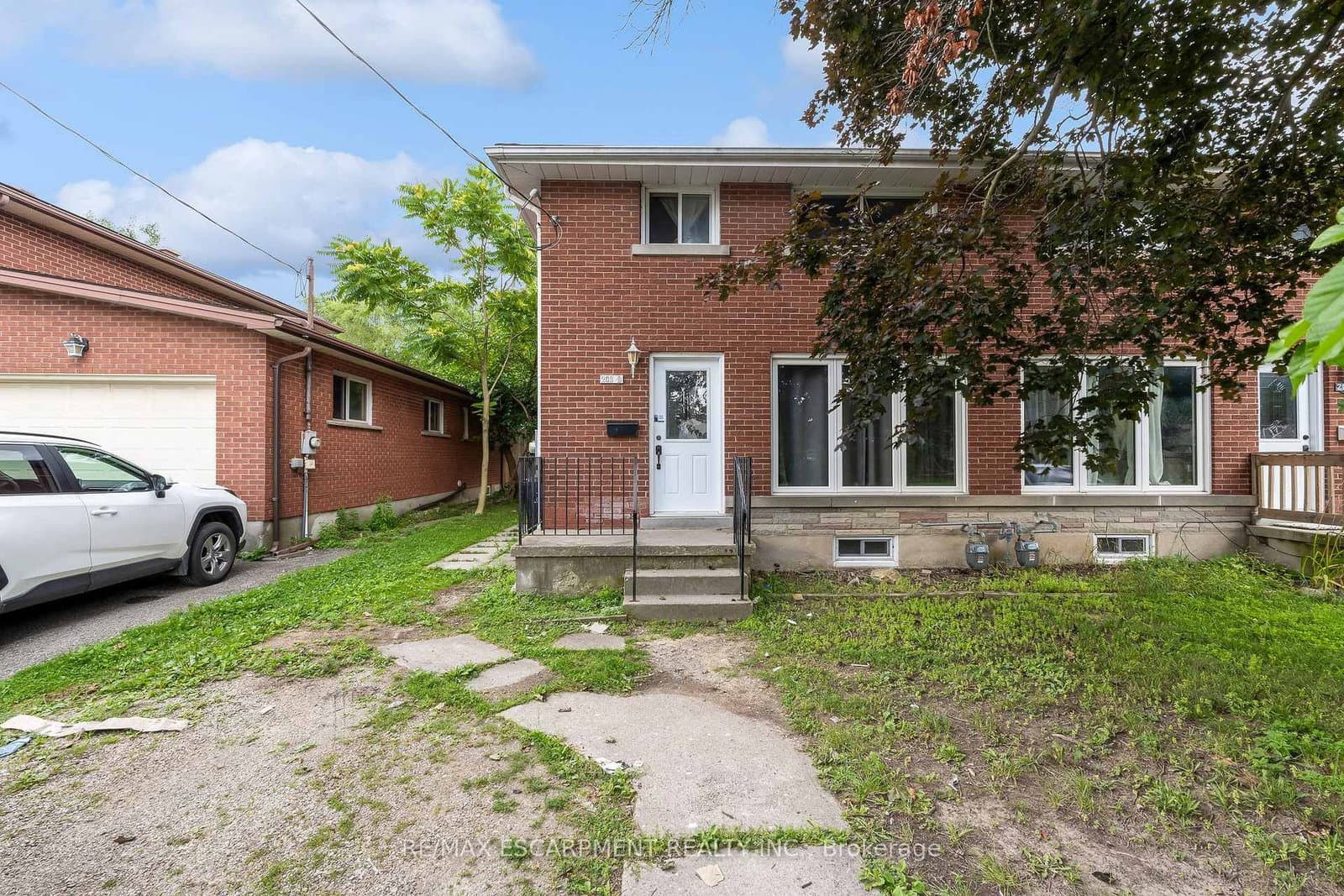 203B Erb Street thumbnail 2