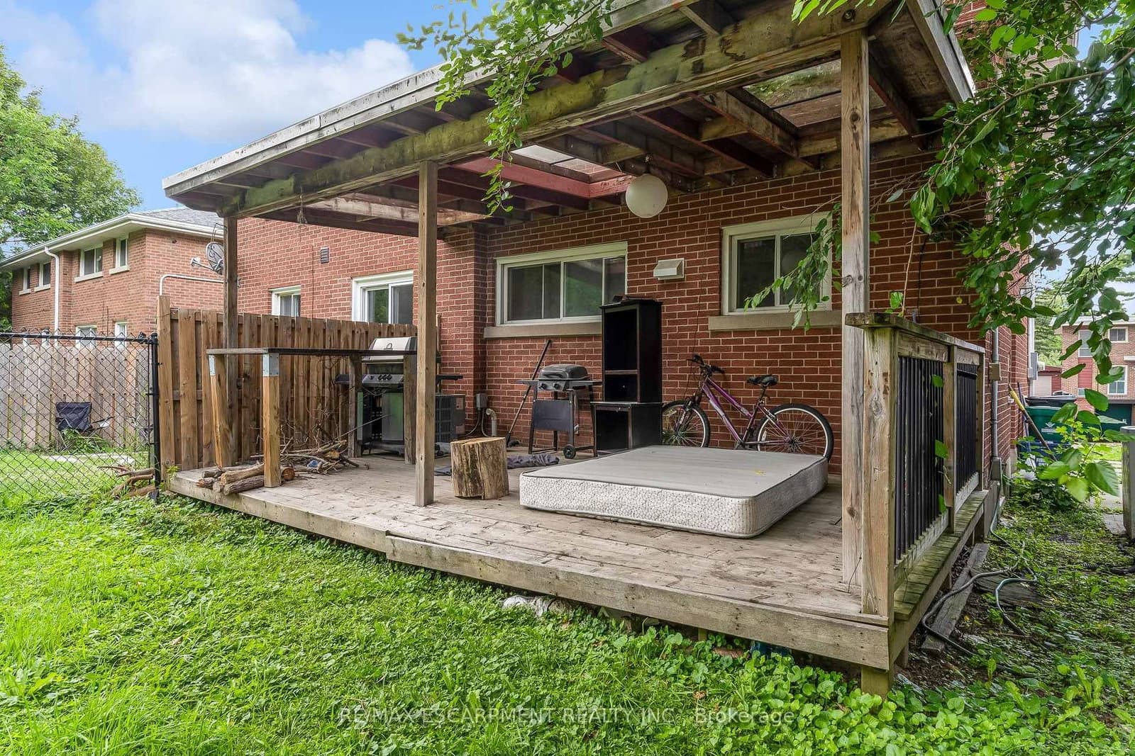 203B Erb Street thumbnail 23