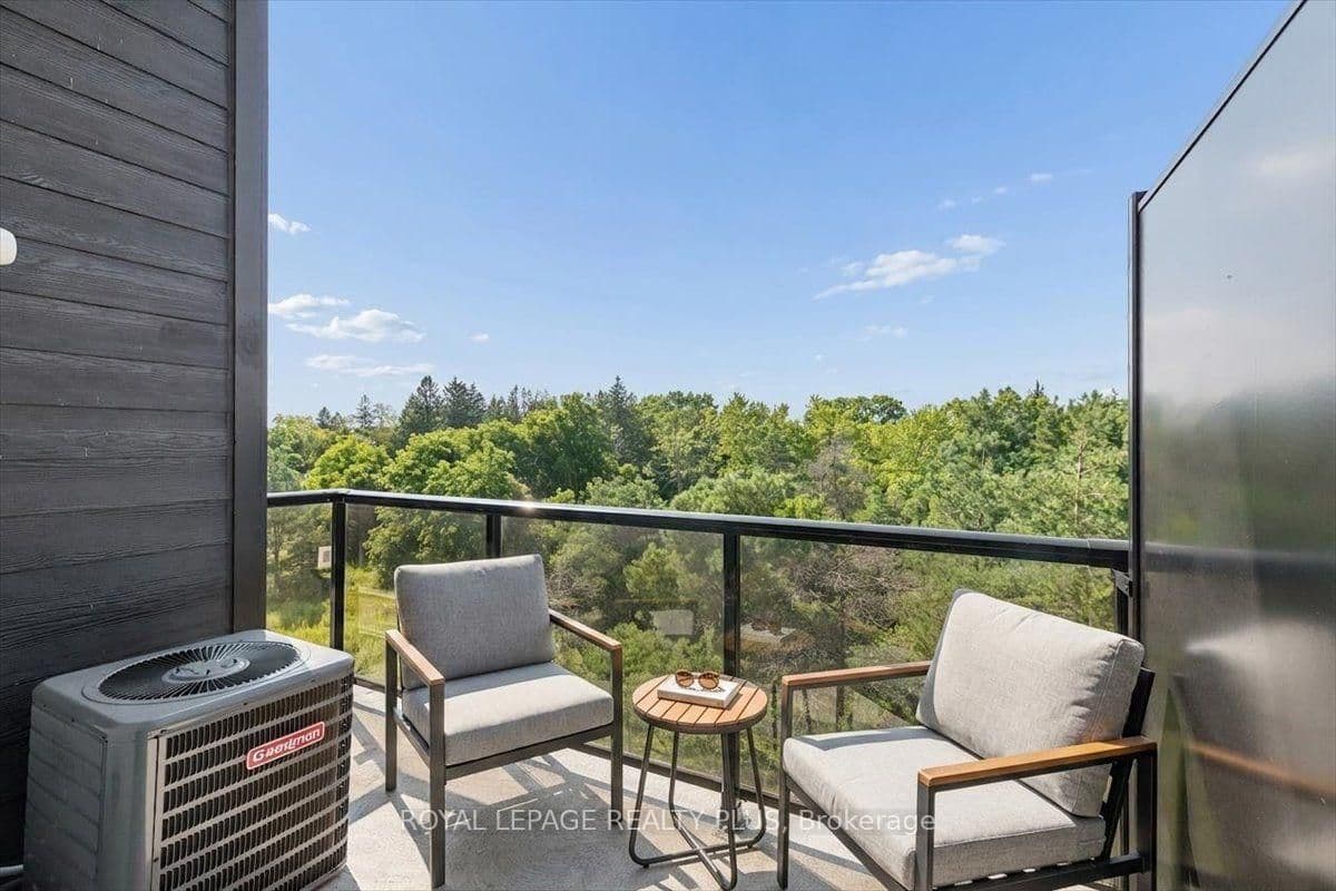 1284 Gordon Street, Unit 404 thumbnail 10