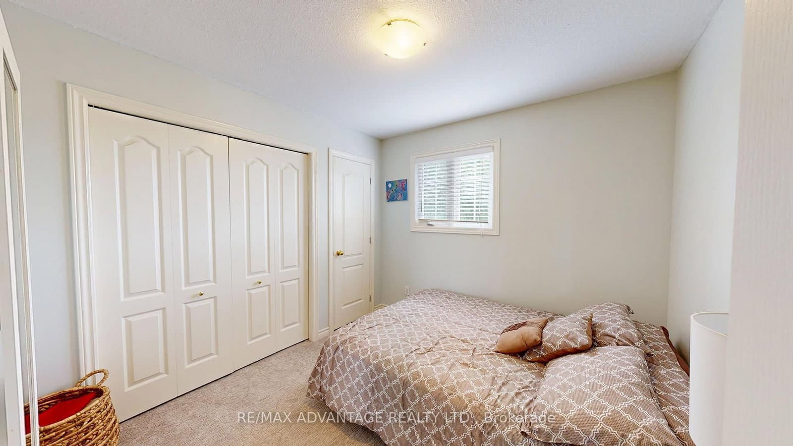 816 Wild Rose Lane S thumbnail 25