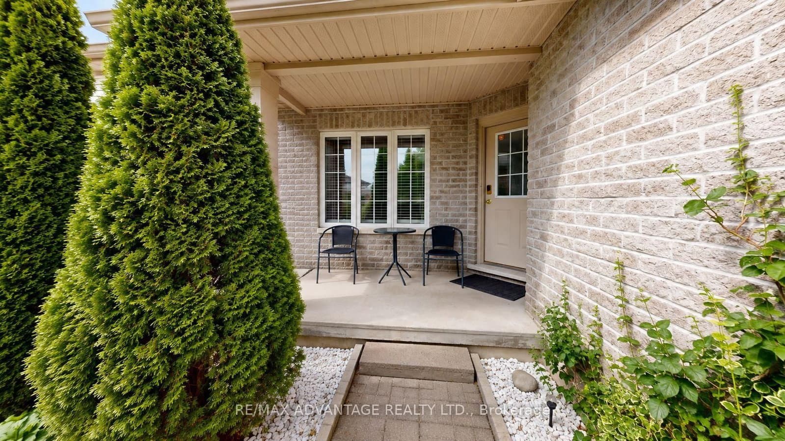 816 Wild Rose Lane S thumbnail 5