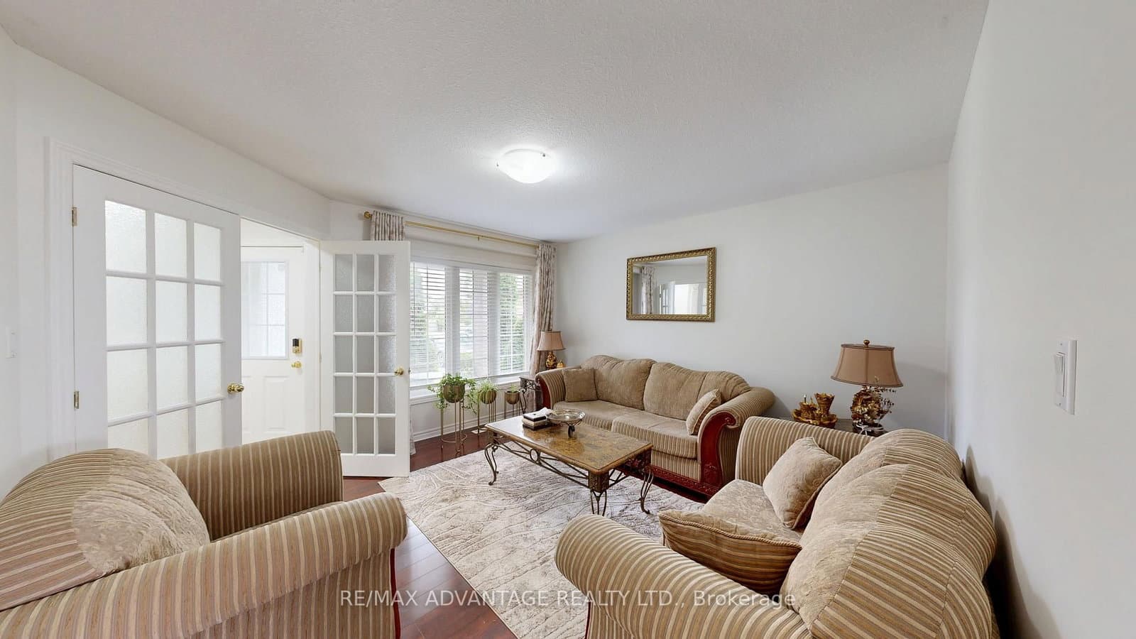 816 Wild Rose Lane S thumbnail 9