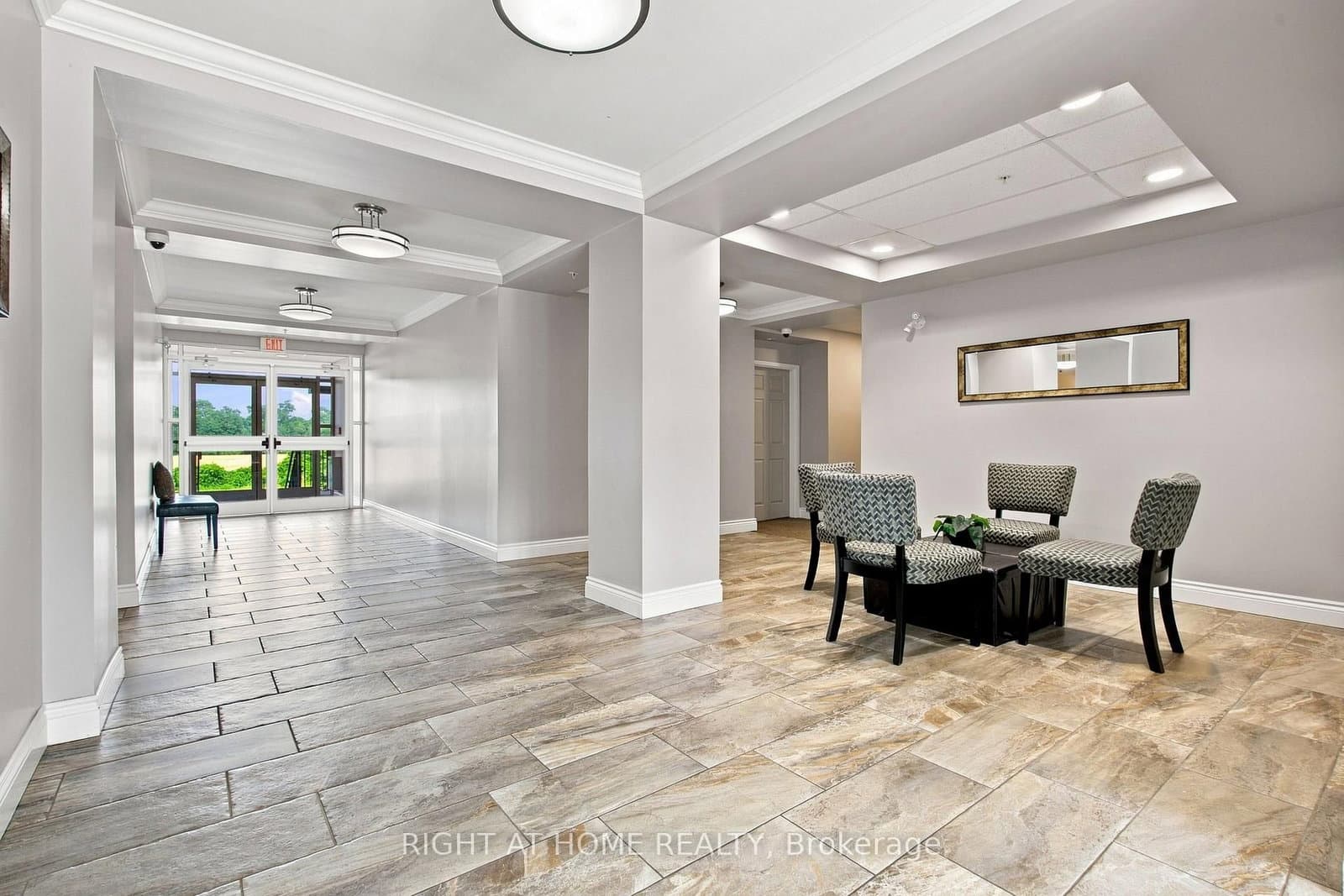 2 Colonial Drive, Unit 201 thumbnail 22