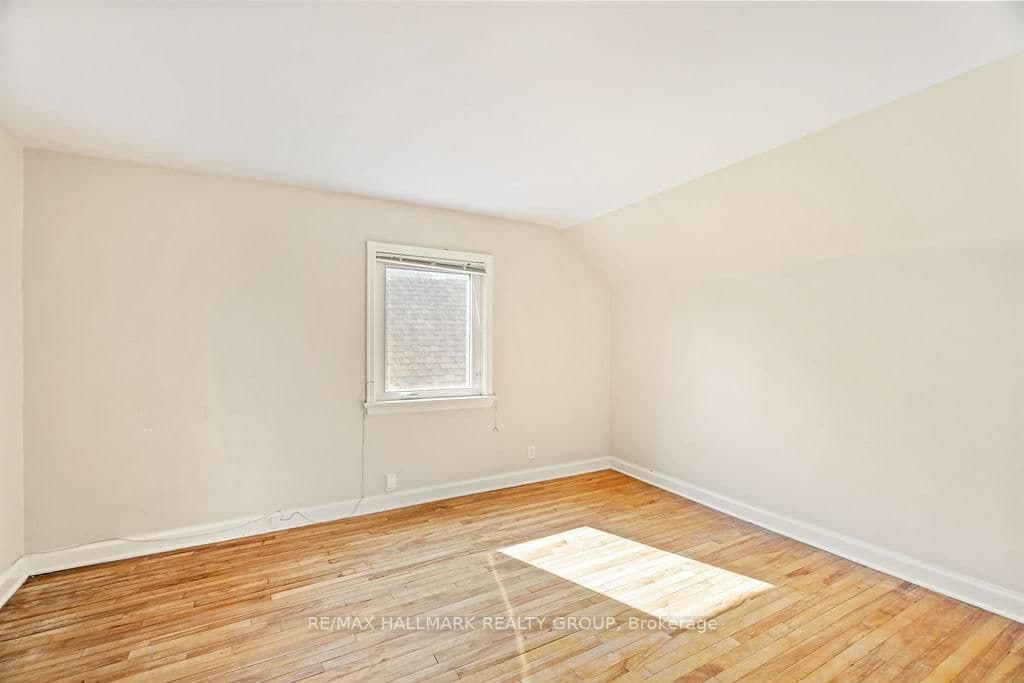 359 Dominion Avenue, Unit 2 thumbnail 10