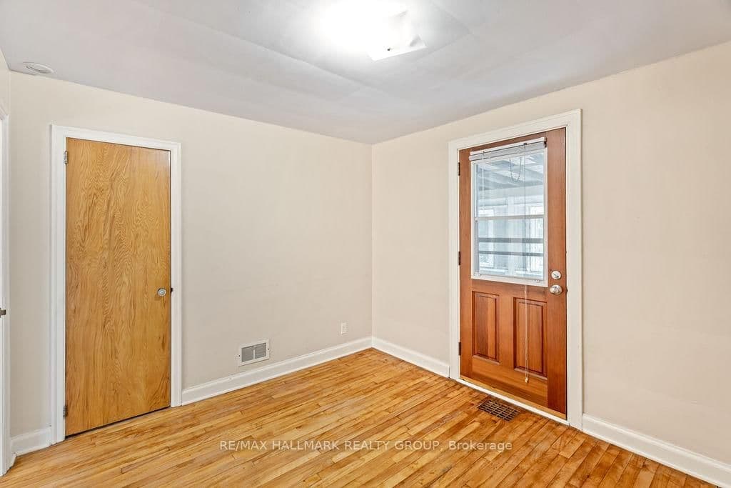 359 Dominion Avenue, Unit 2 thumbnail 17