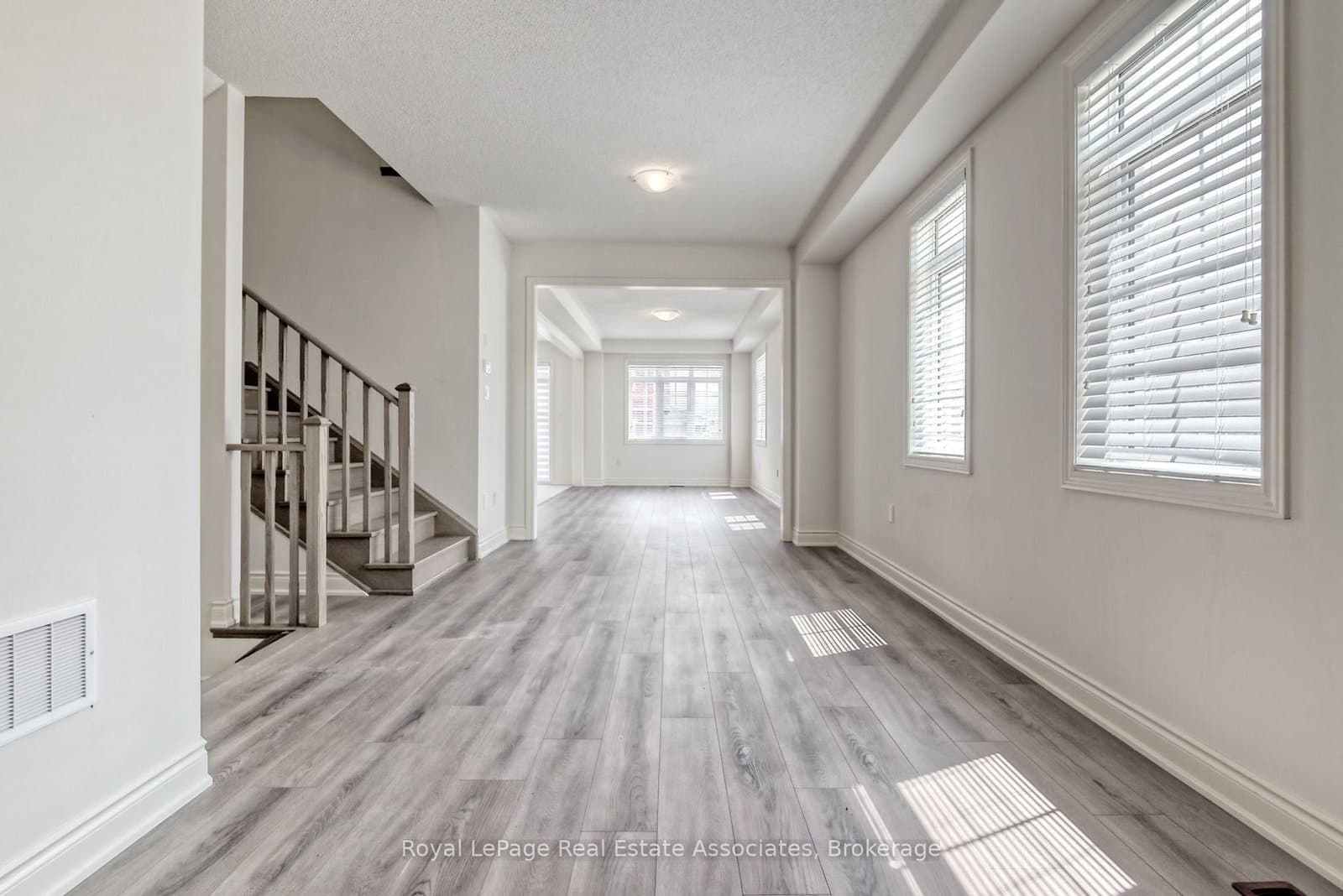 34 ATTWATER Drive thumbnail 9