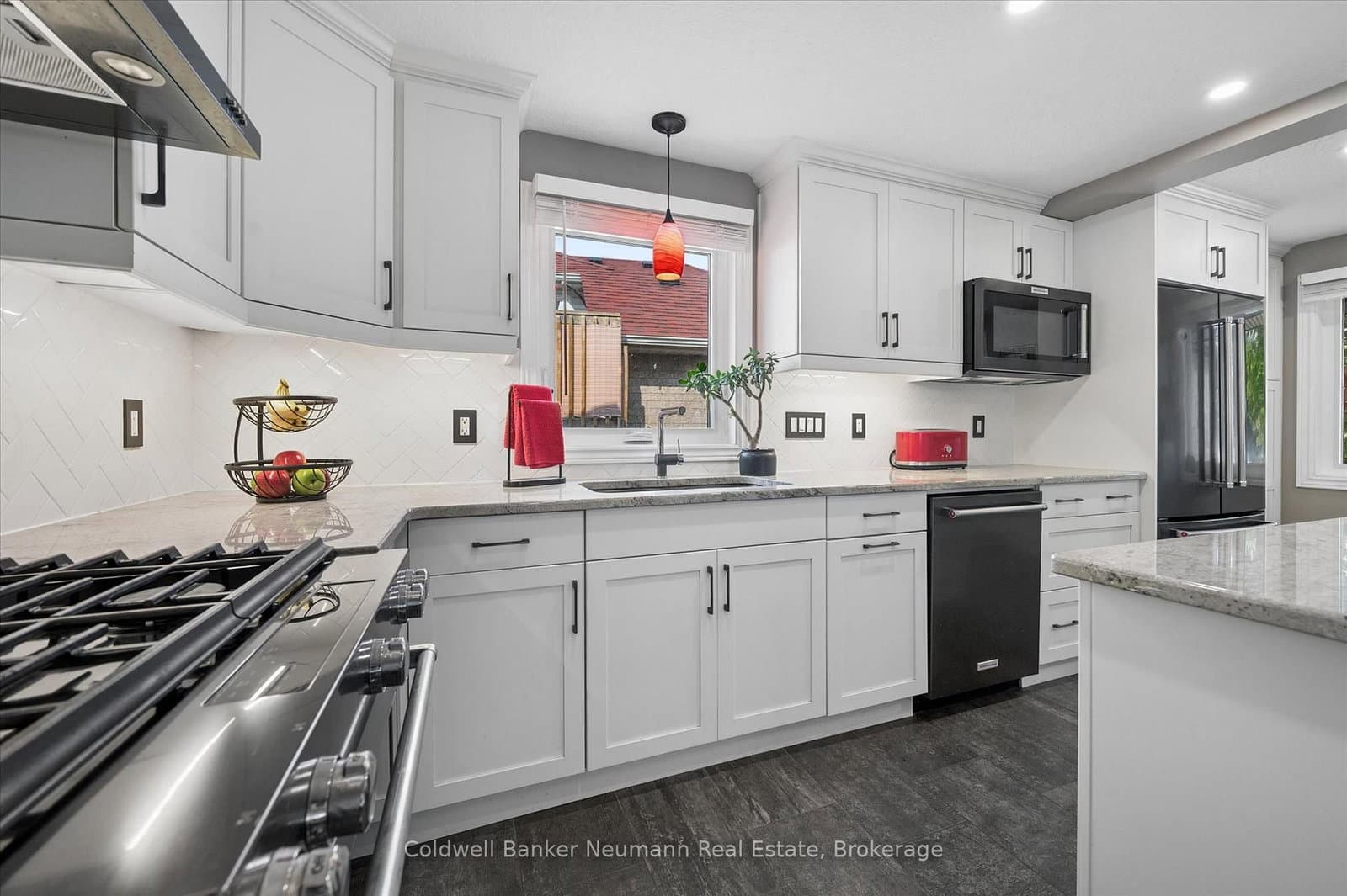 81 Candlewood Drive thumbnail 32
