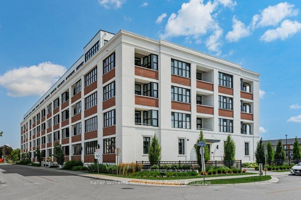 120 Huron Street, Unit 304 thumbnail 2
