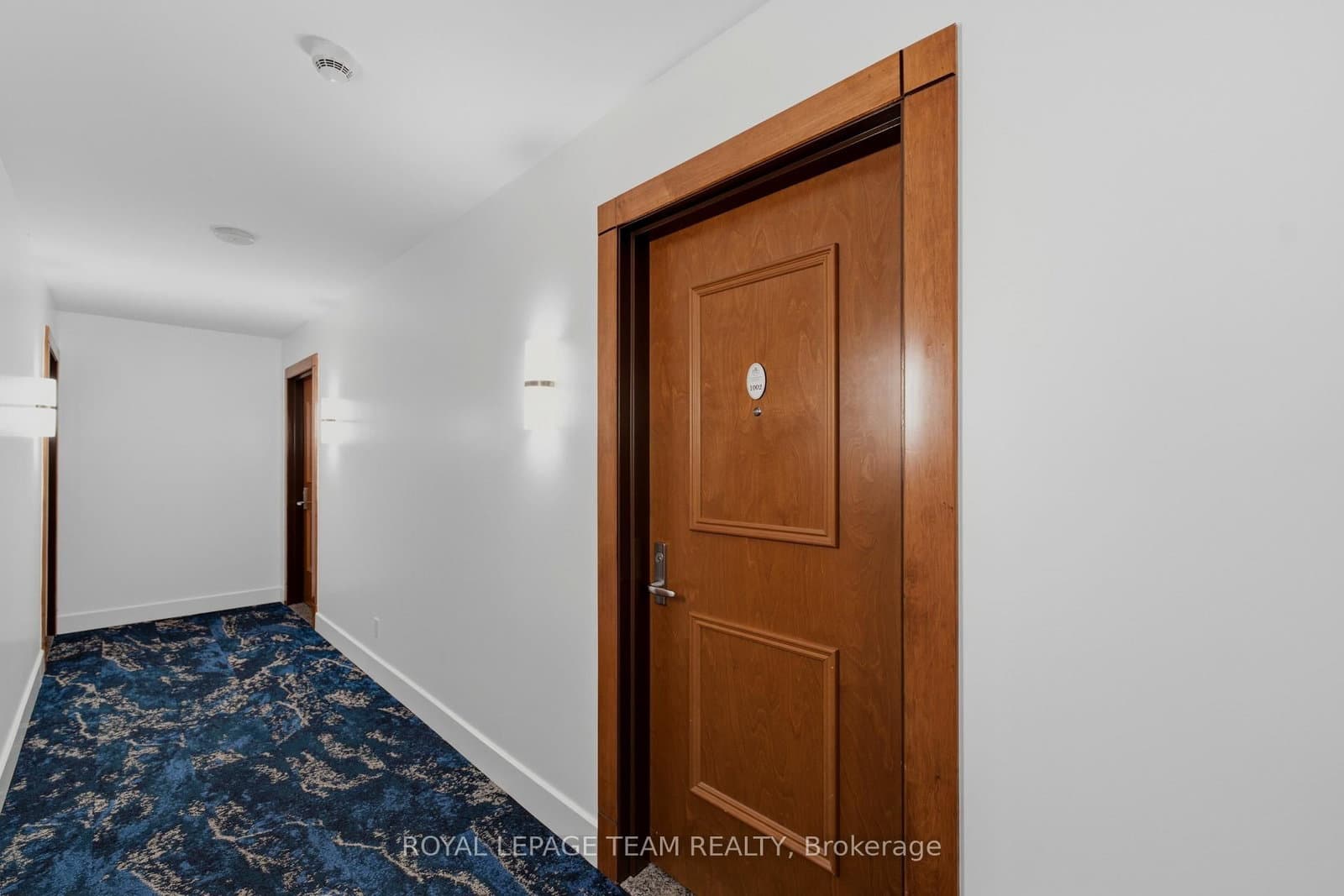 242 Rideau Street, Unit 1002 thumbnail 2