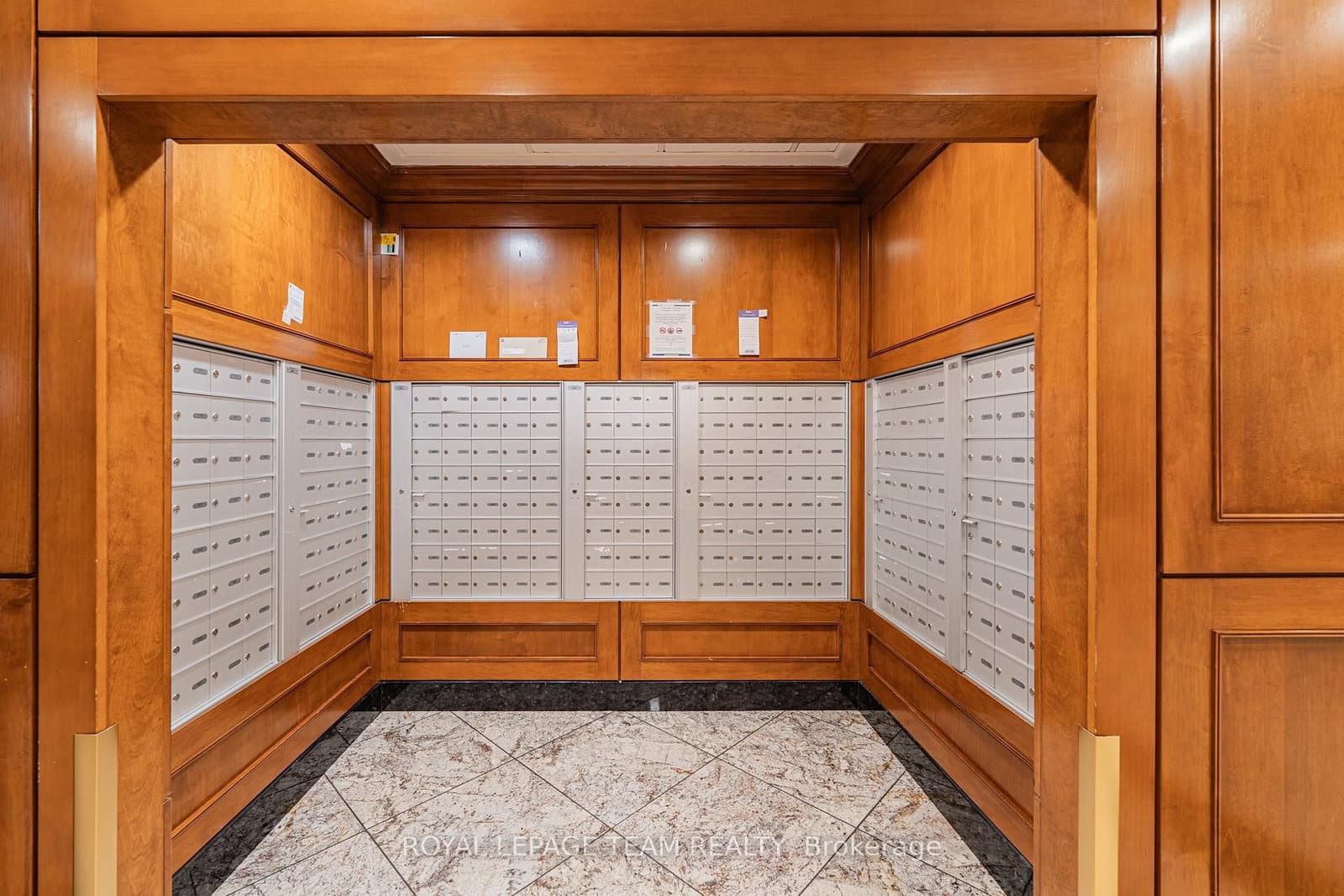 242 Rideau Street, Unit 1002 thumbnail 34