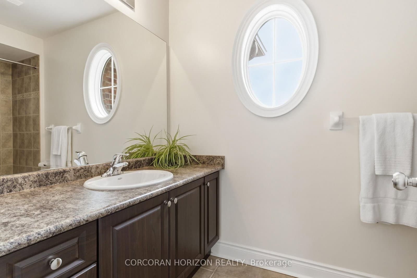 905 Marigold Court thumbnail 24