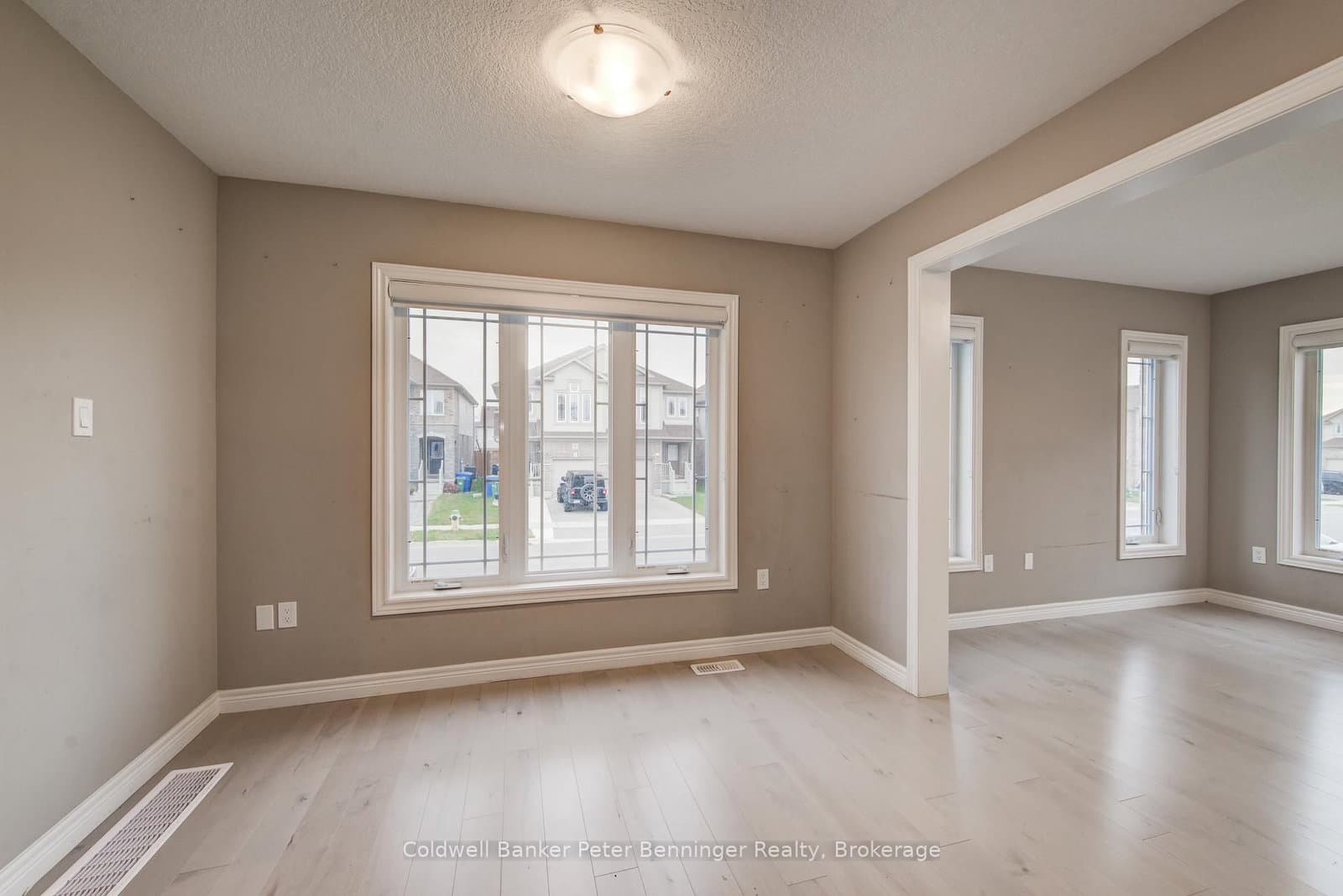 77 John Brabson Crescent thumbnail 14