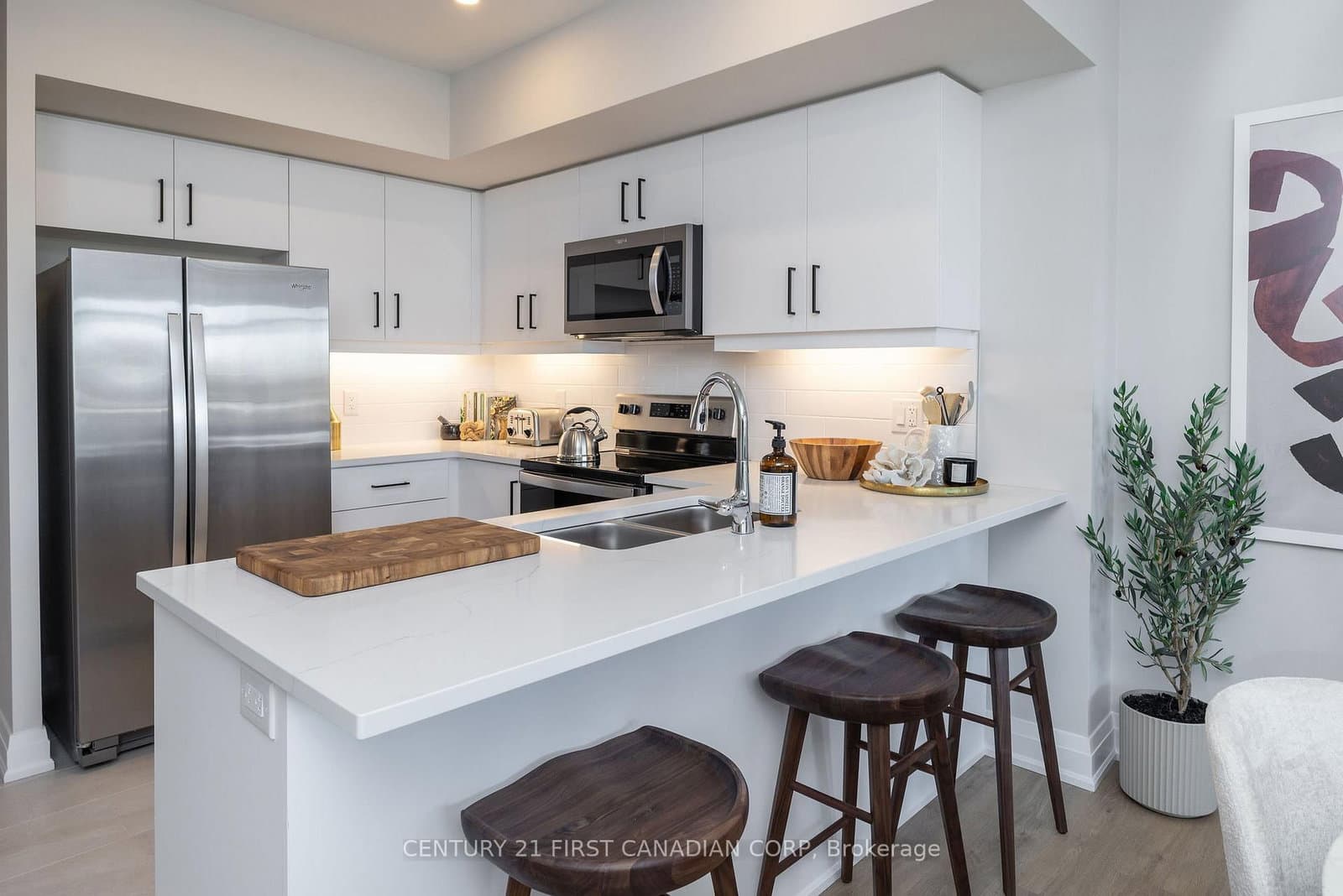 4286 E King Street, Unit 1004 thumbnail 3