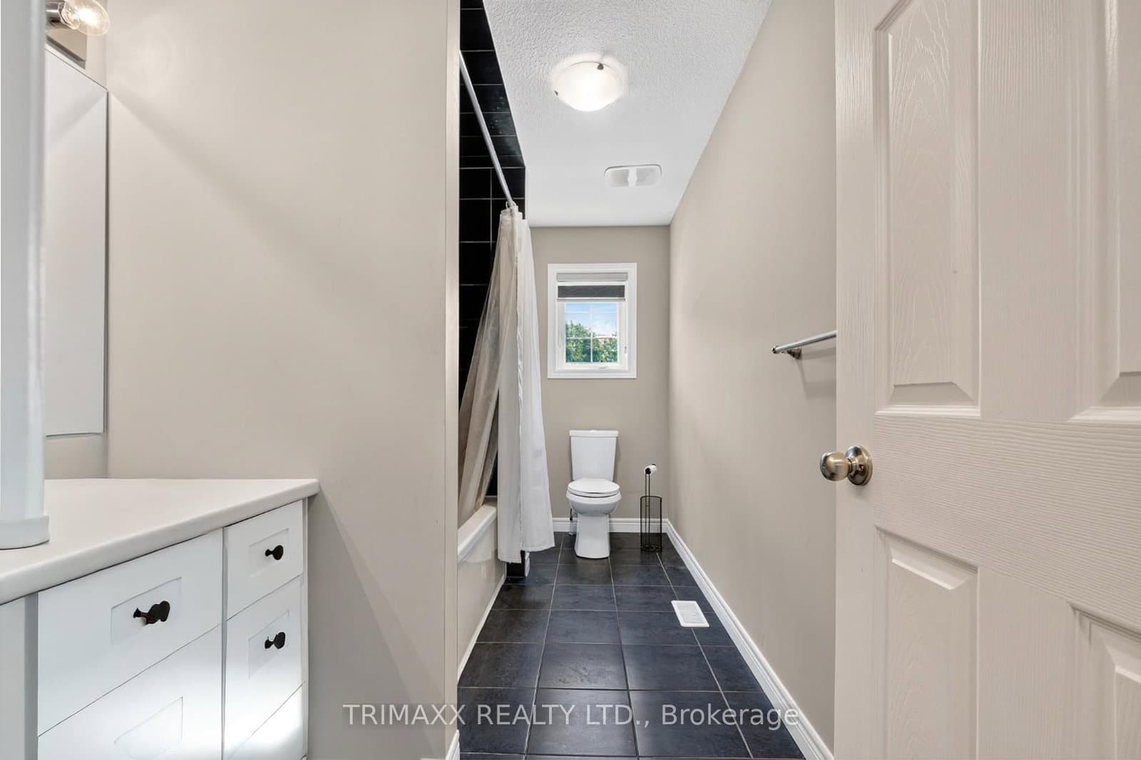 104 Tartan Avenue thumbnail 26