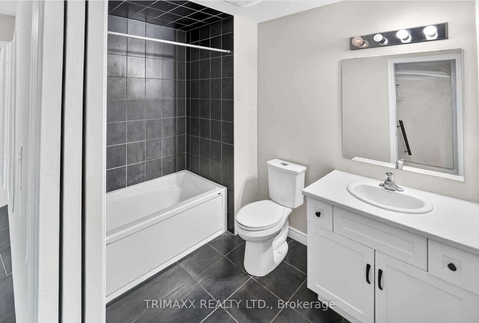 104 Tartan Avenue thumbnail 29