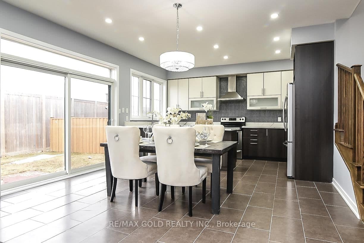 206 Crafter Crescent thumbnail 11
