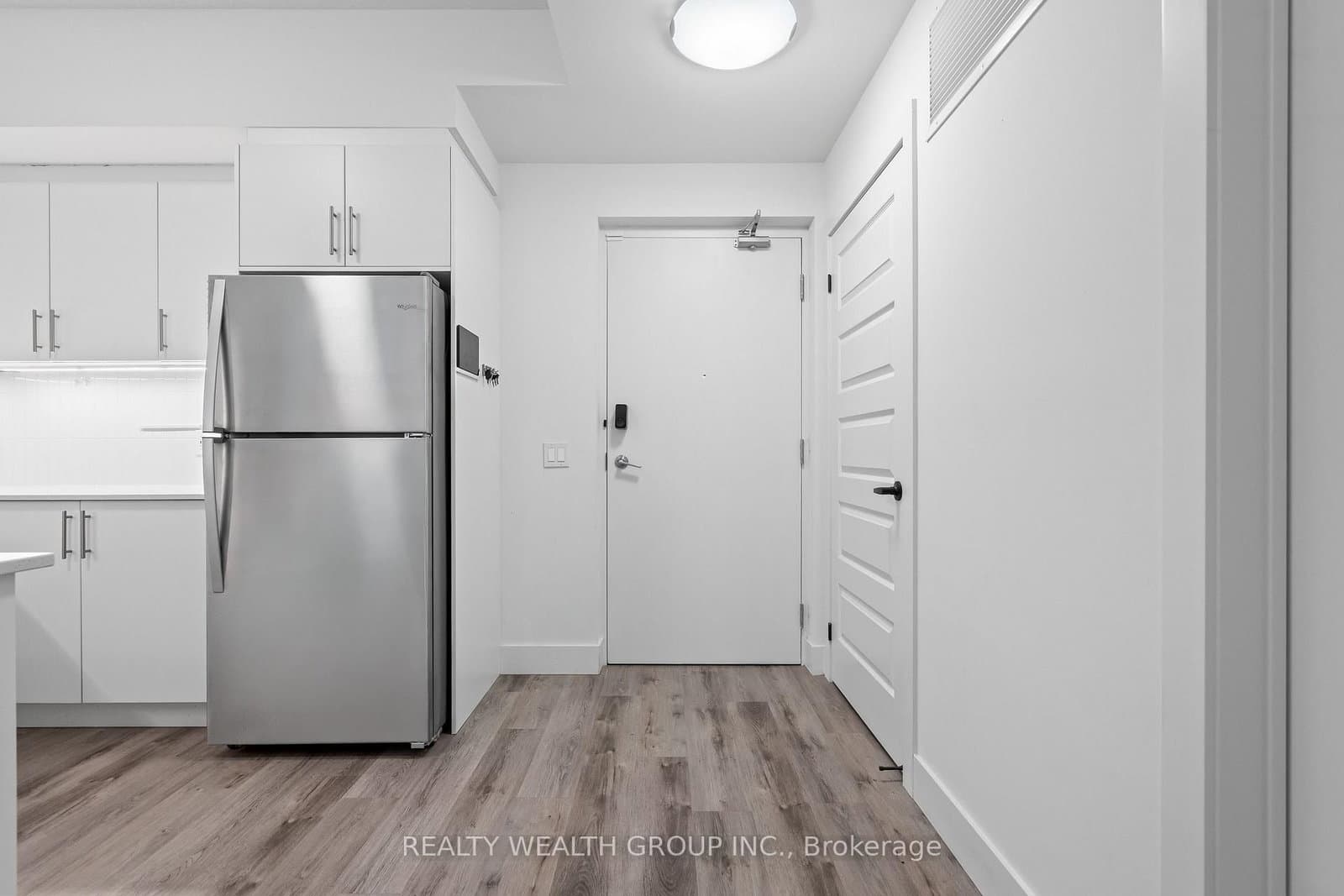 1201 Lackner Place, Unit 308 thumbnail 7