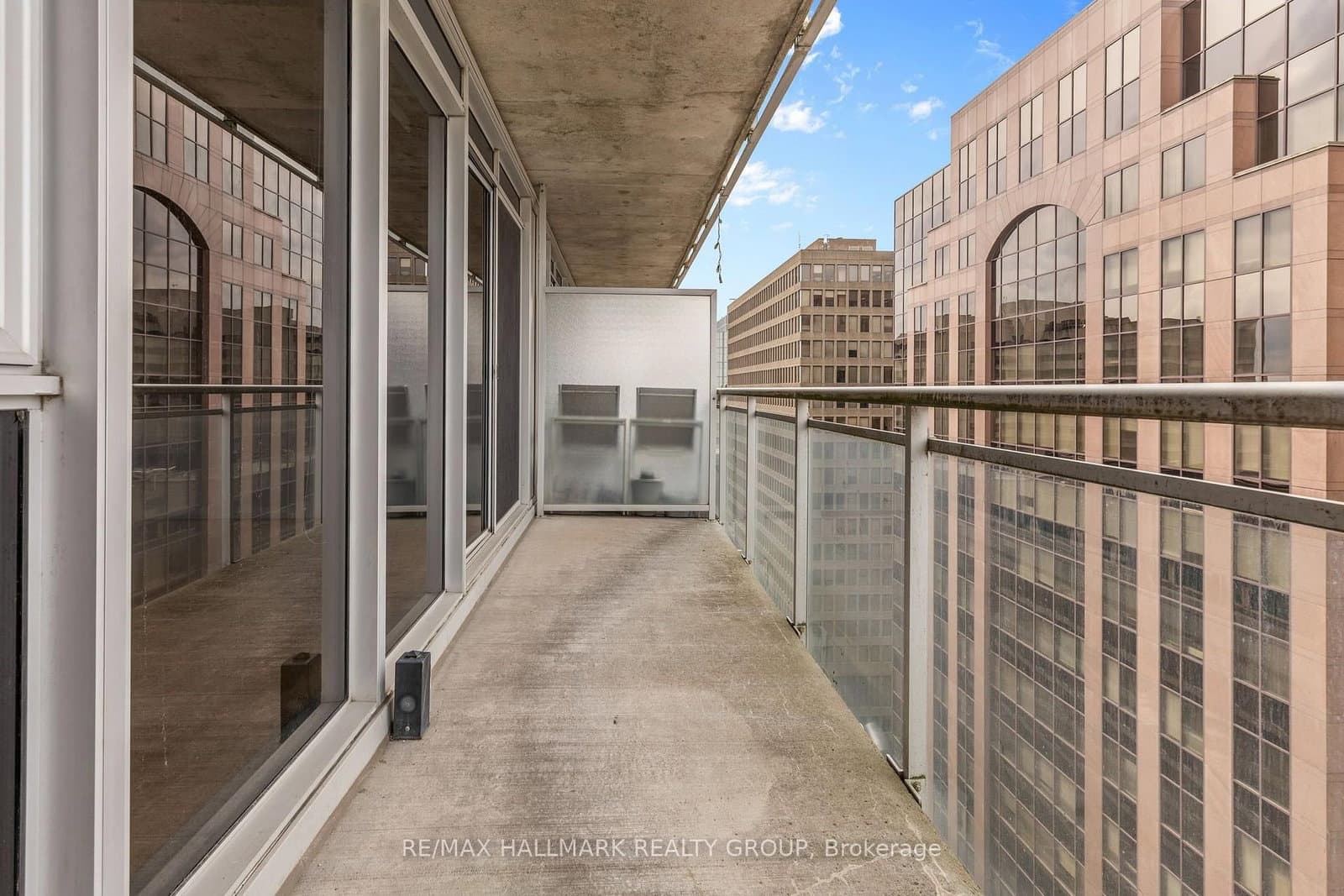 324 Laurier Avenue W, Unit 1804 thumbnail 21