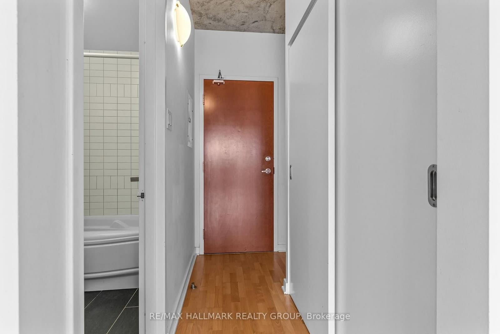 324 Laurier Avenue W, Unit 1804 thumbnail 5
