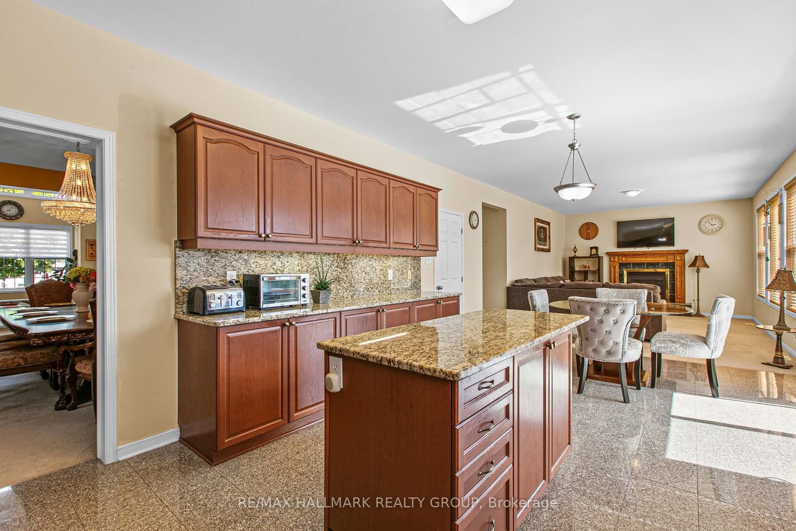 593 Anjana Circle thumbnail 19