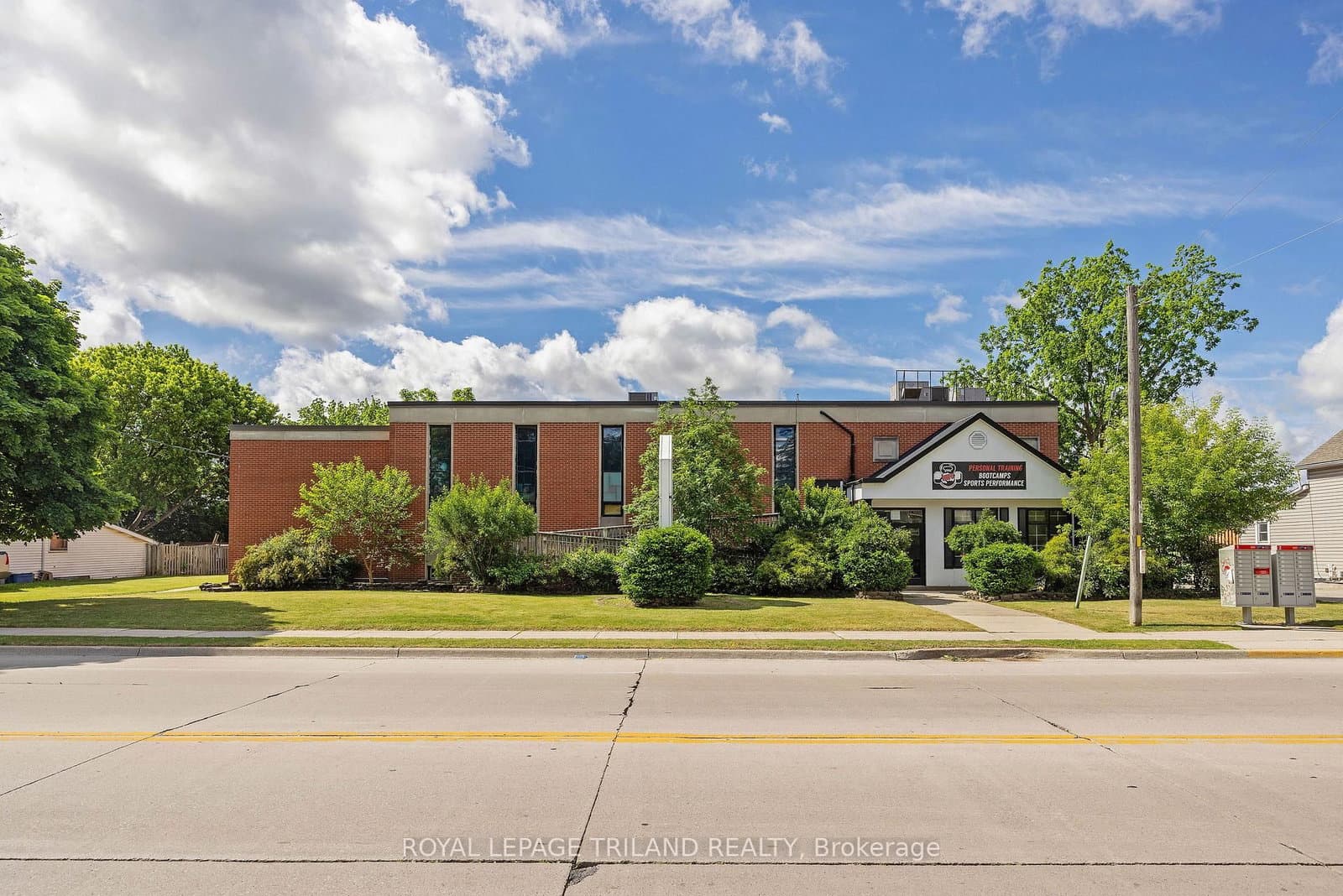 170 Wellington Street, Unit Lower Level - Image 1