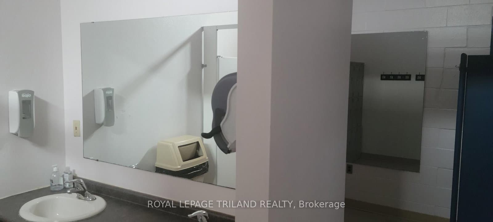 170 Wellington Street, Unit Lower Level thumbnail 12
