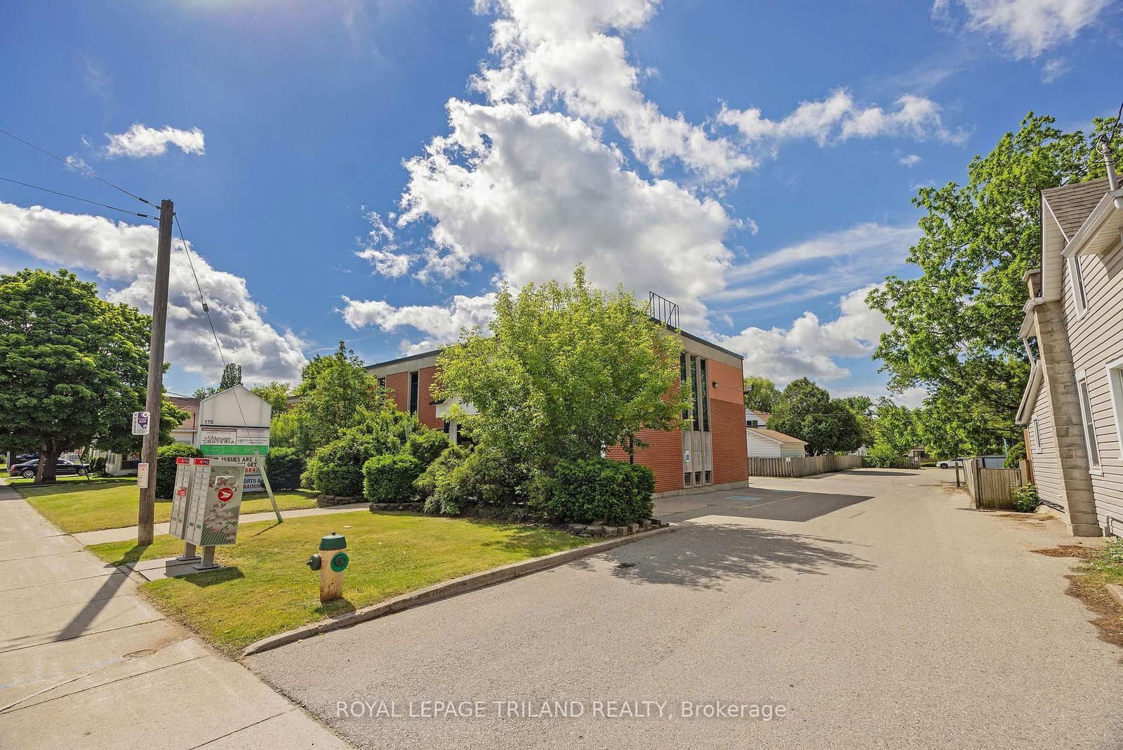 170 Wellington Street, Unit Lower Level thumbnail 3