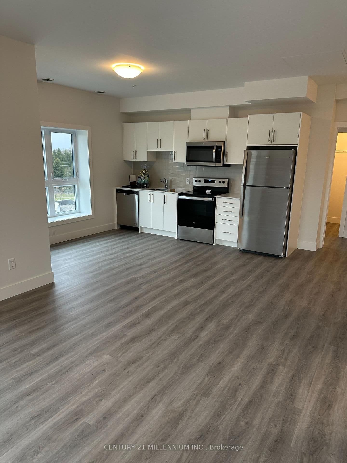 1000 Lackner Boulevard, Unit 304 thumbnail 4