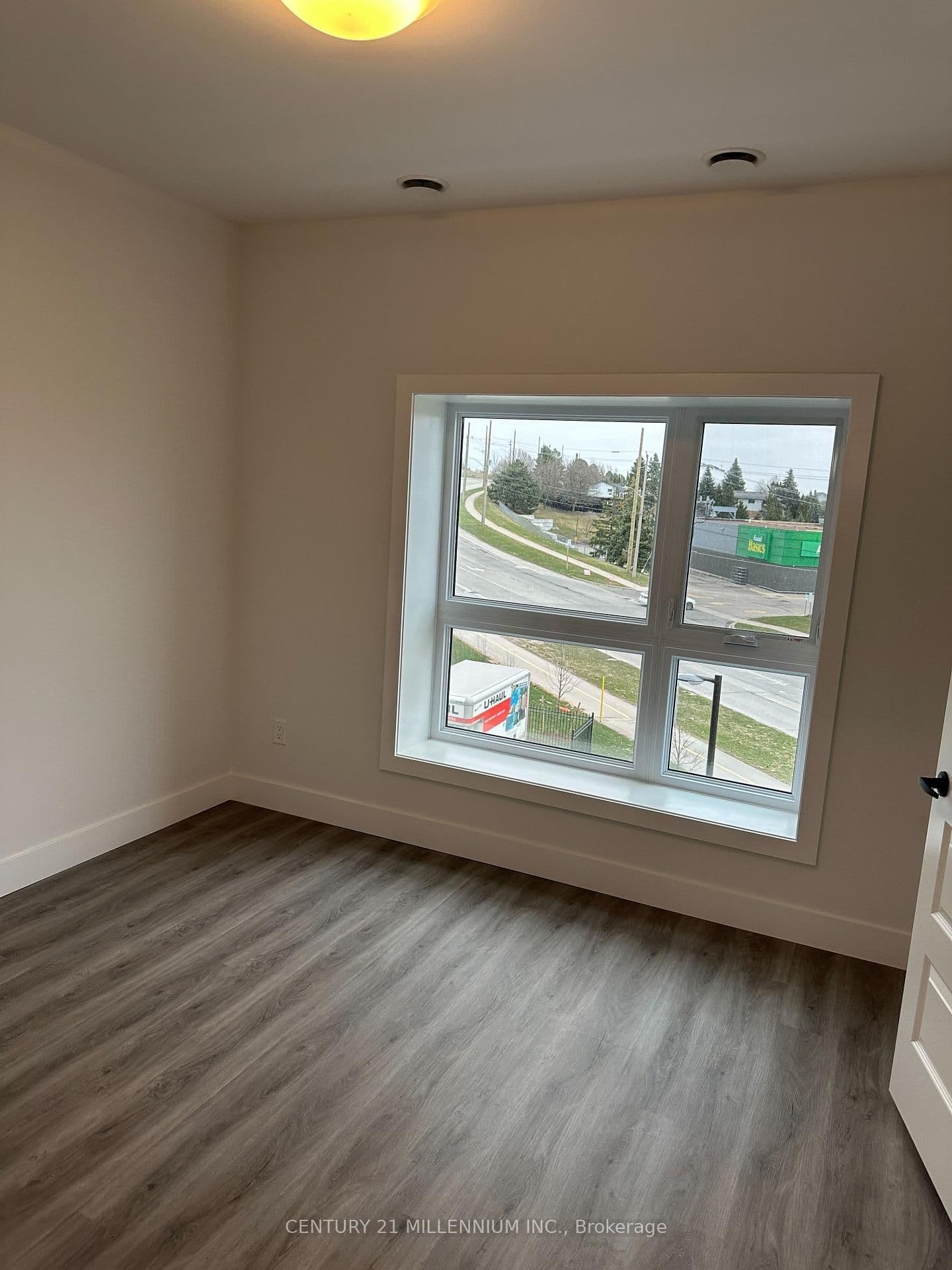 1000 Lackner Boulevard, Unit 304 thumbnail 5