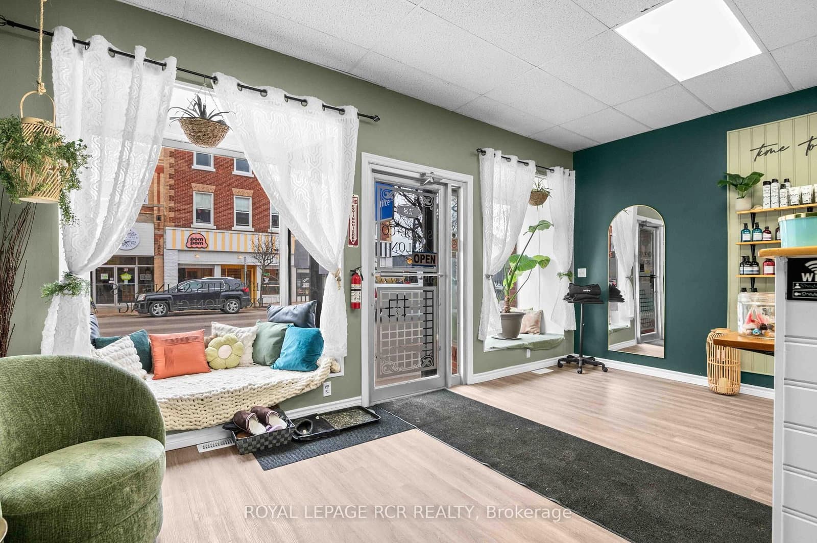 28 Sykes Street N thumbnail 31