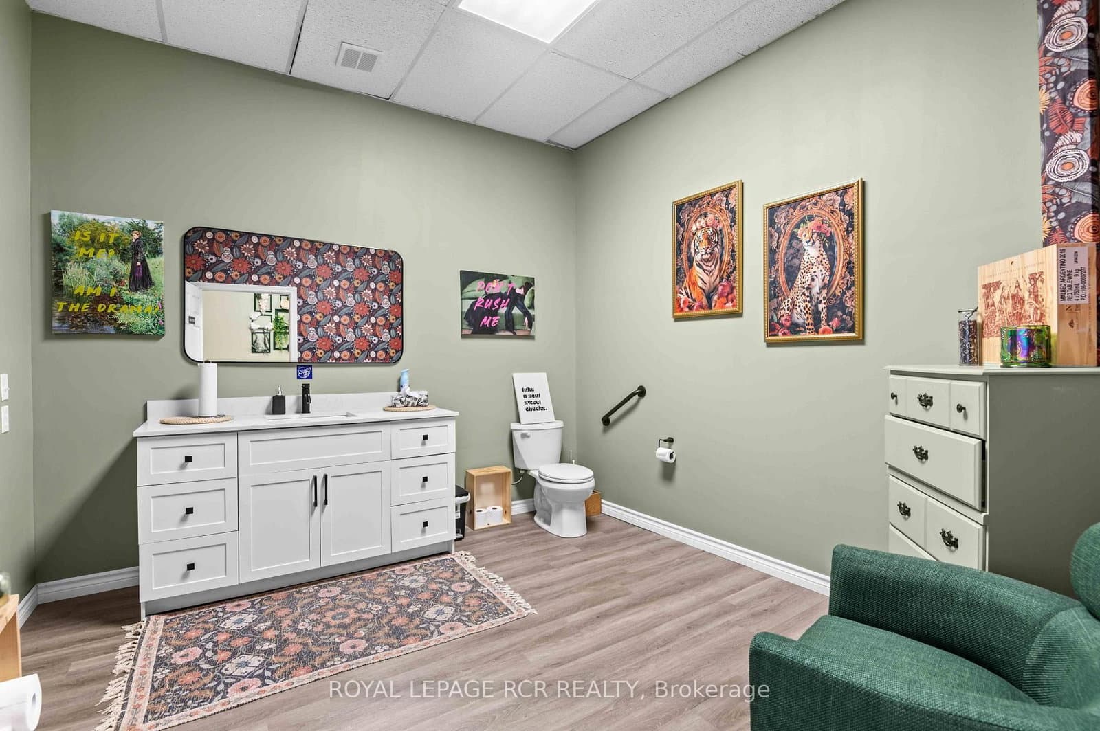 28 Sykes Street N thumbnail 41