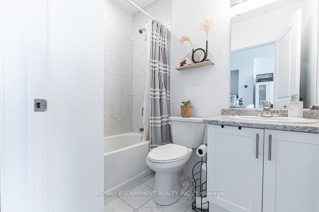 450 Dundas Street E, Unit 503 thumbnail 11