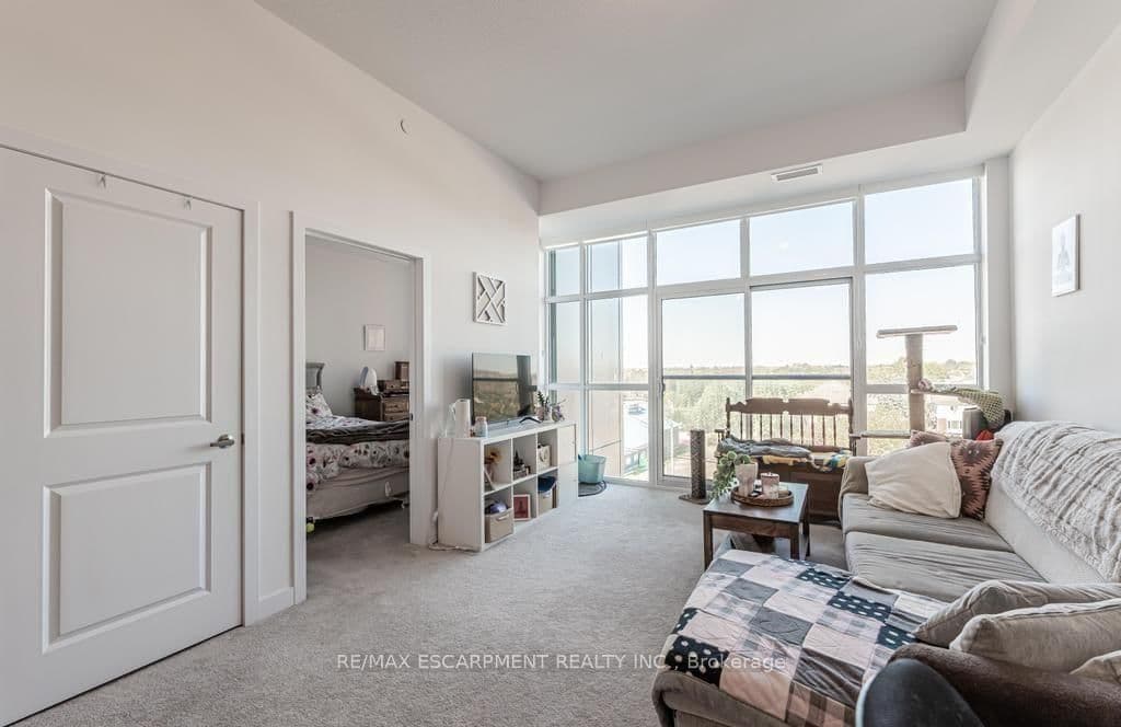450 Dundas Street E, Unit 503 thumbnail 7