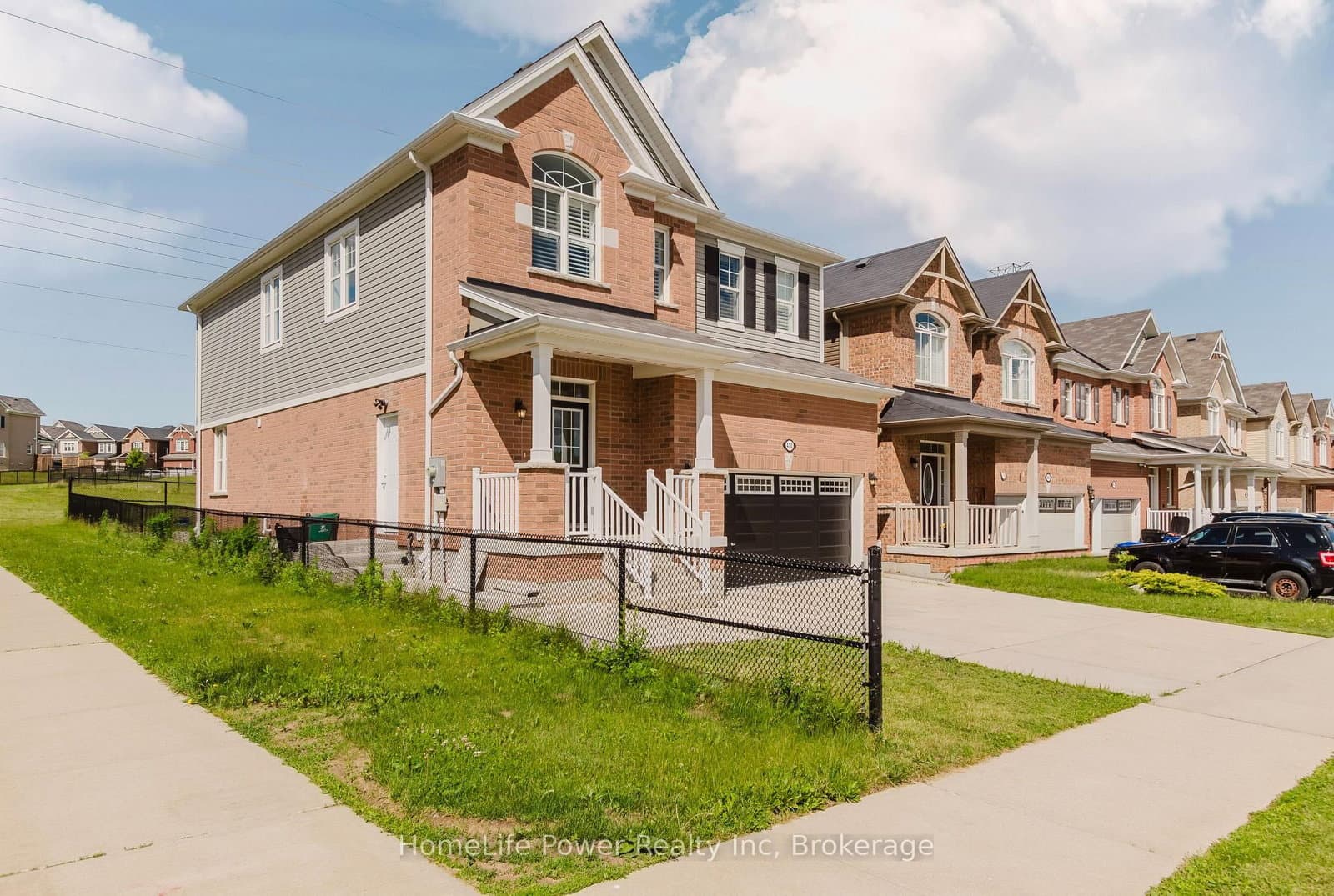 470 Blair Creek Drive thumbnail 3