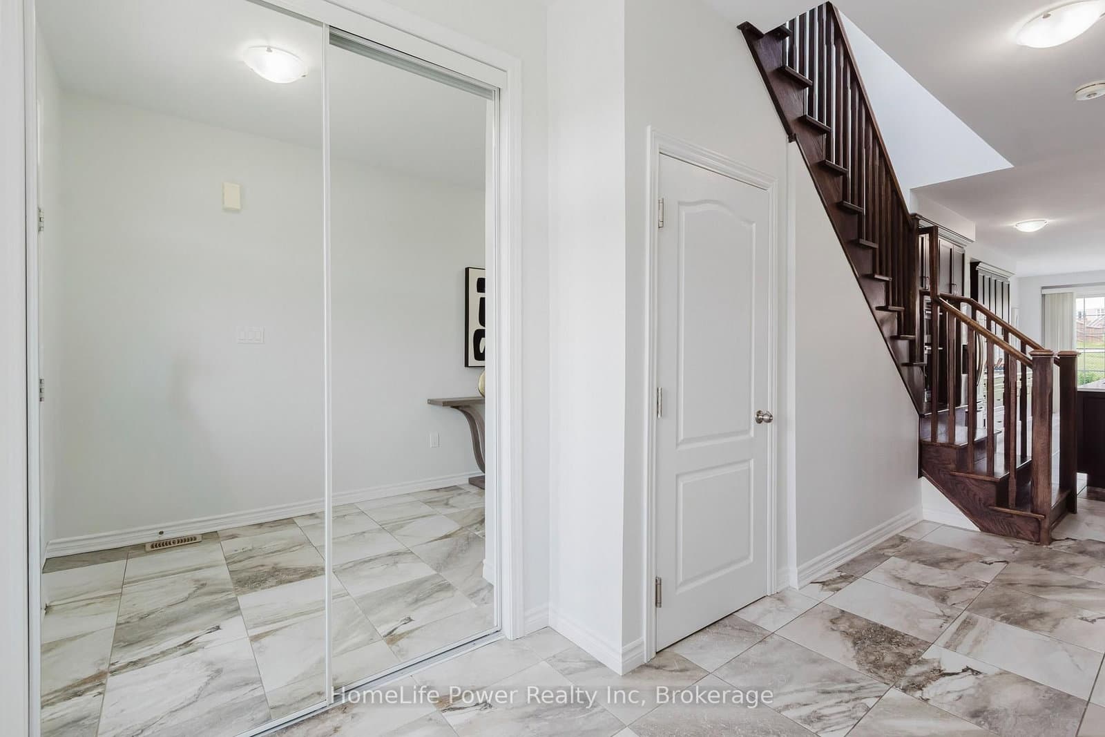 470 Blair Creek Drive thumbnail 9