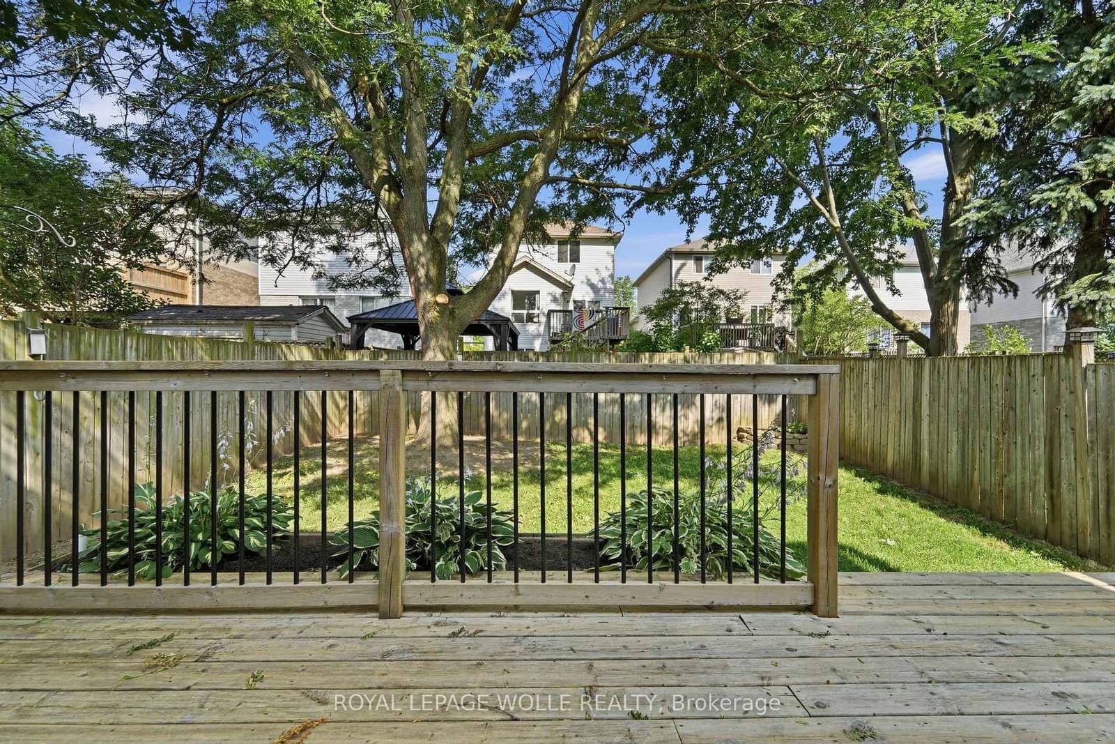 449 Exmoor Street thumbnail 39