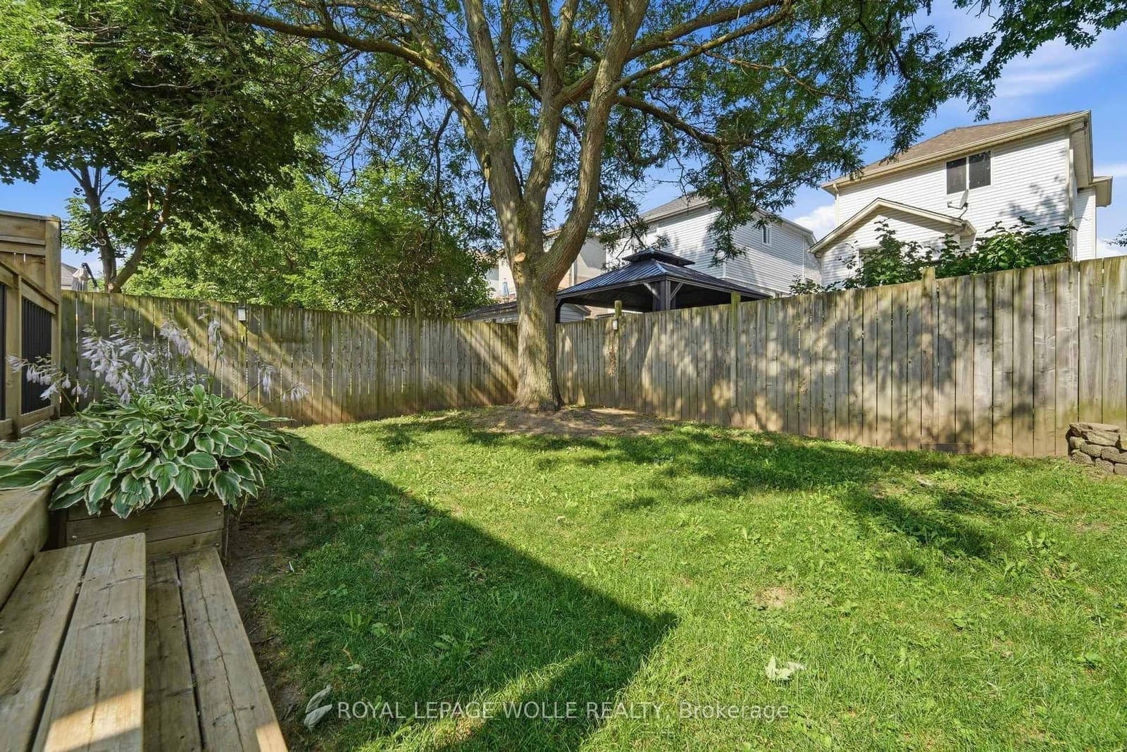 449 Exmoor Street thumbnail 41