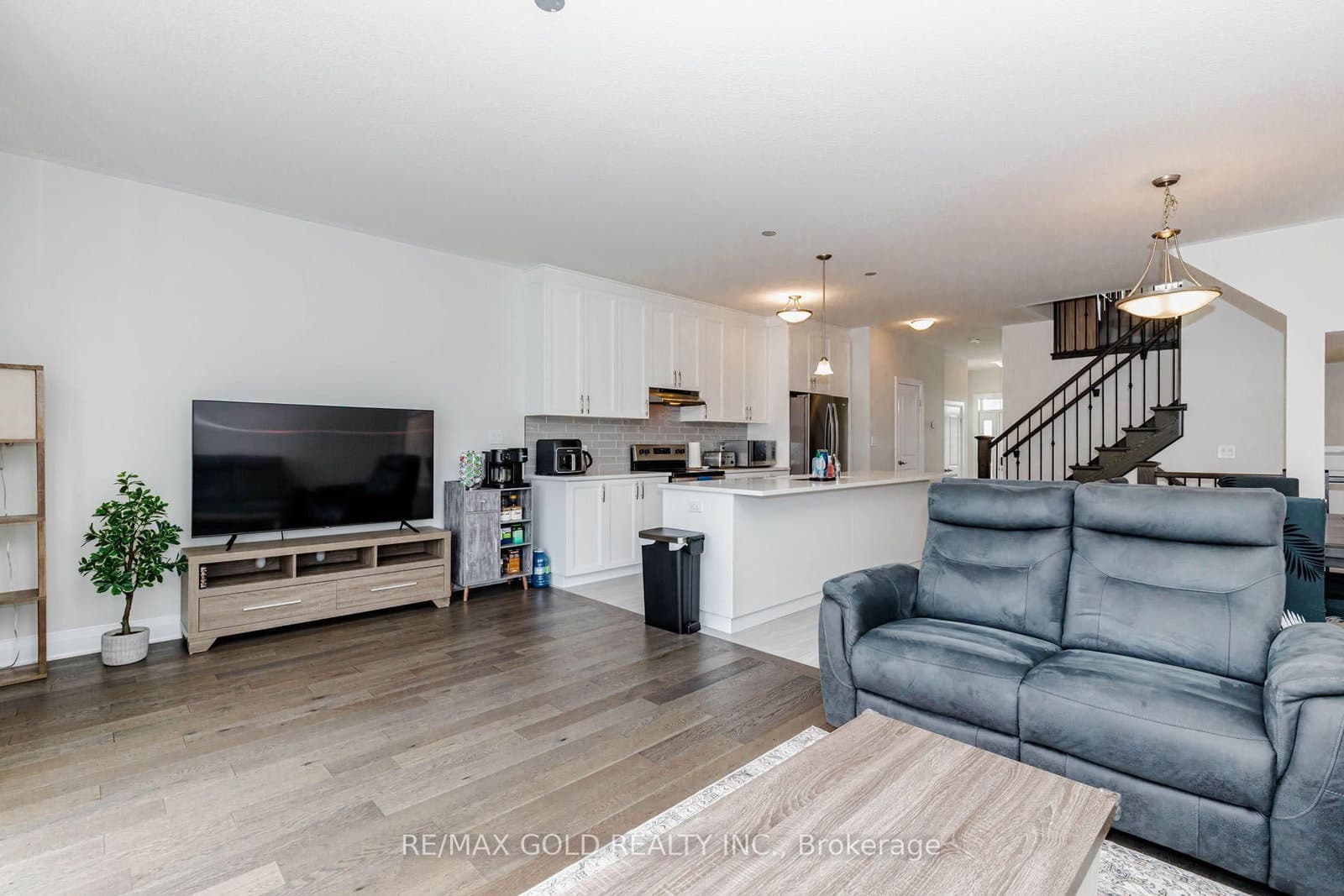 617 Benninger Drive thumbnail 17