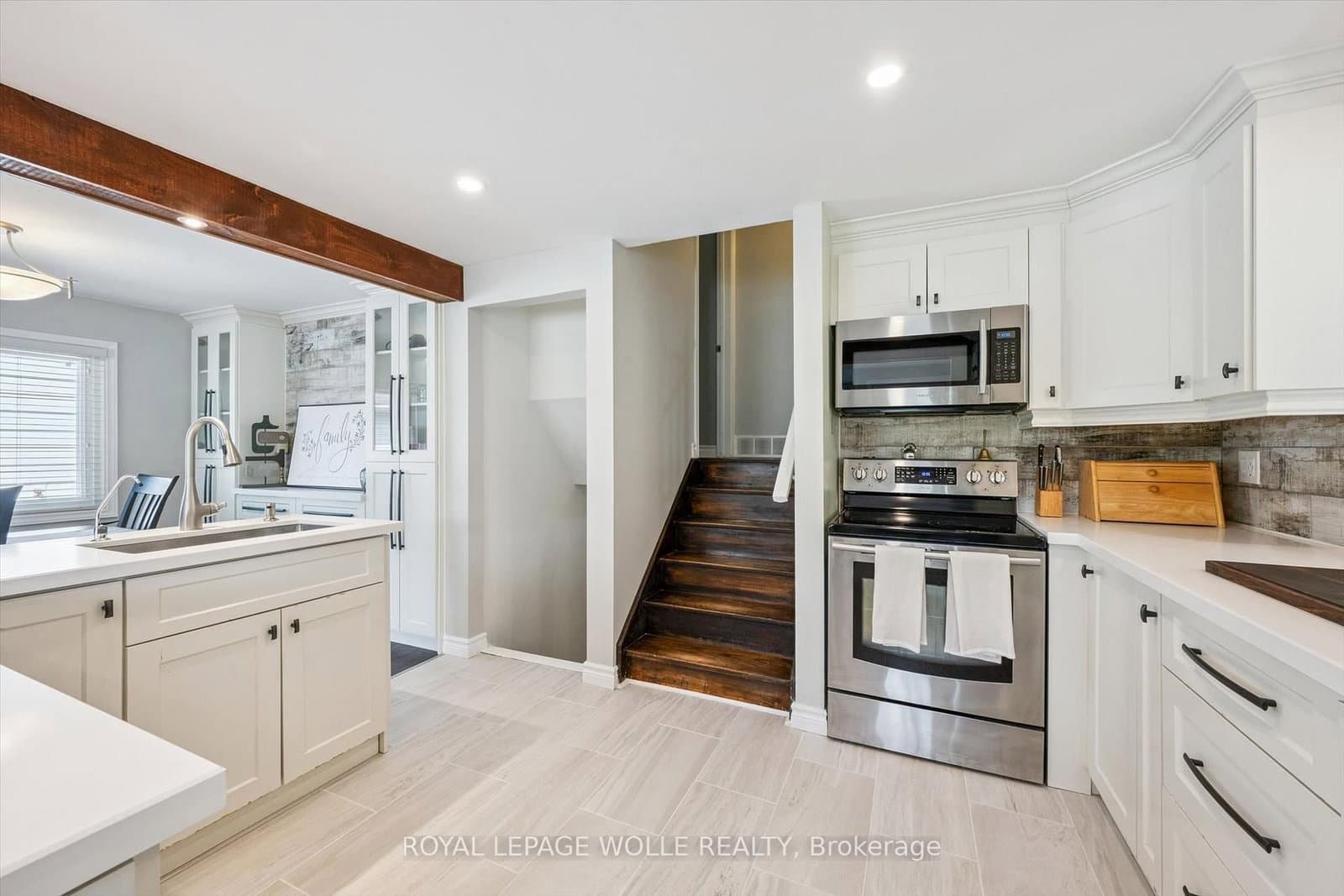 659 Glen Forrest Boulevard thumbnail 16