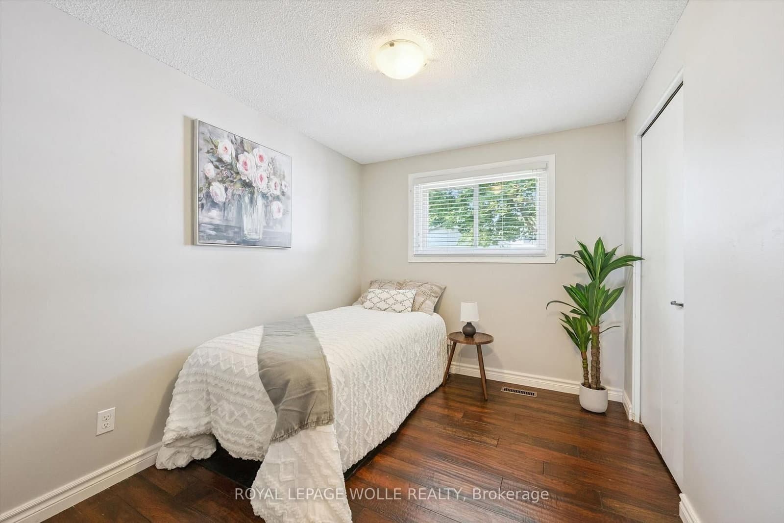 659 Glen Forrest Boulevard thumbnail 20