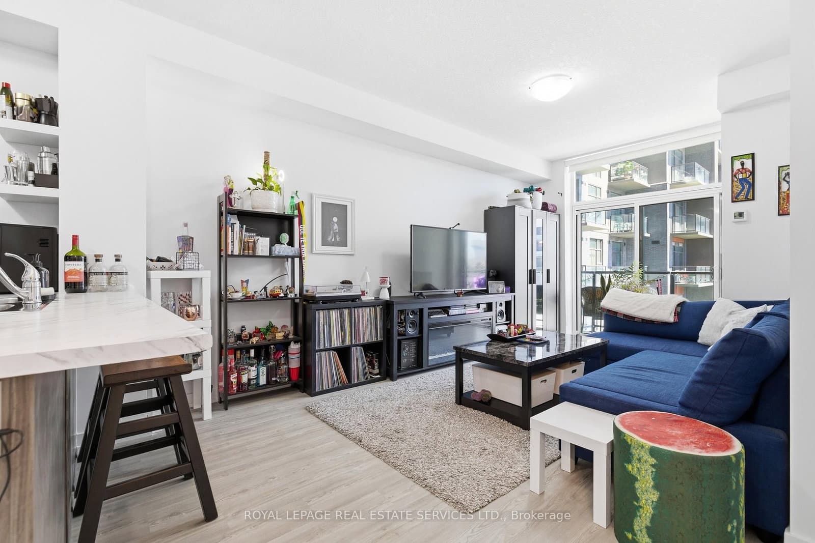 460 Dundas Street E, Unit 221 thumbnail 6