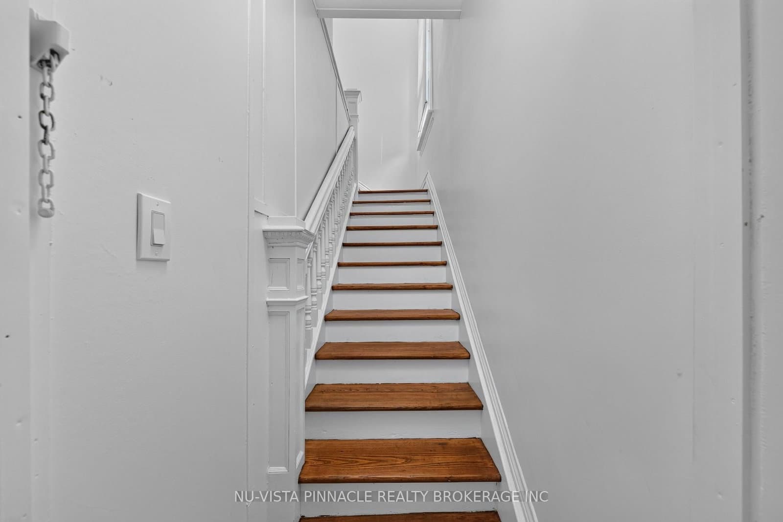 631 Peel Street thumbnail 27