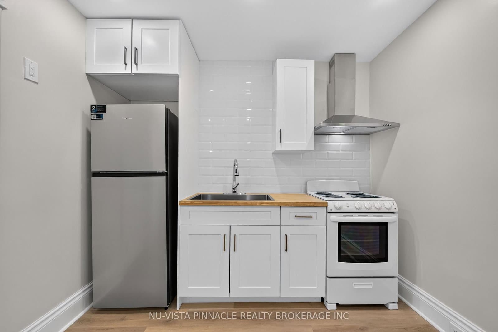 631 Peel Street thumbnail 40