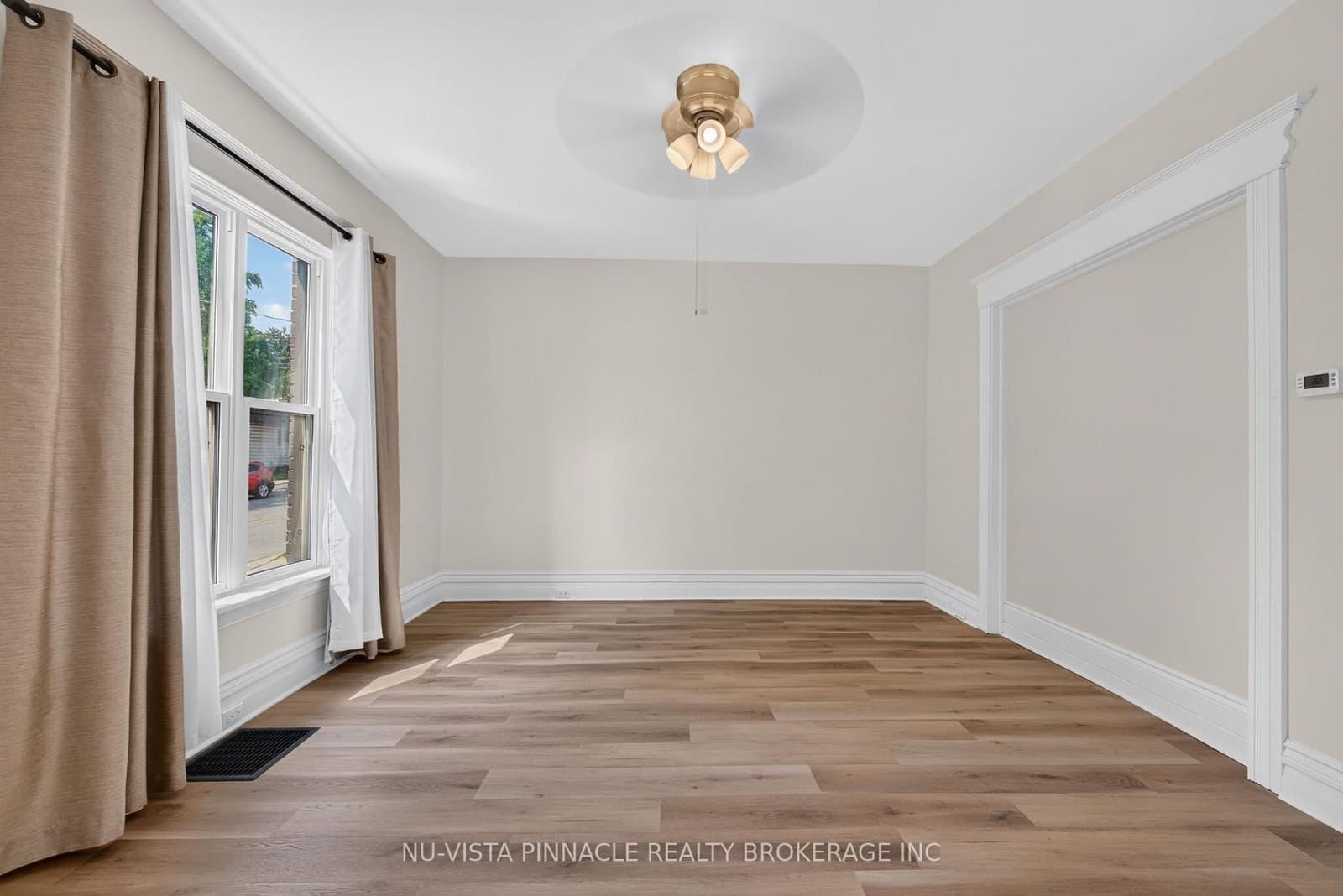 631 Peel Street thumbnail 7