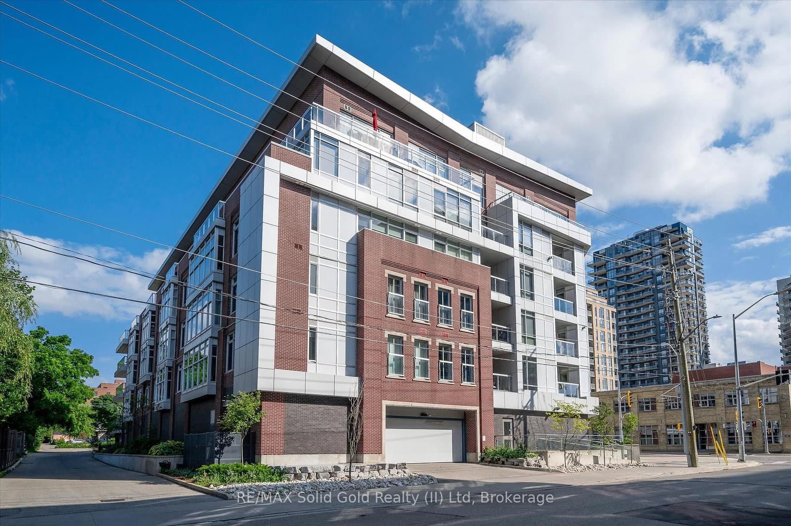 188 King Street S, Unit 209 thumbnail 2