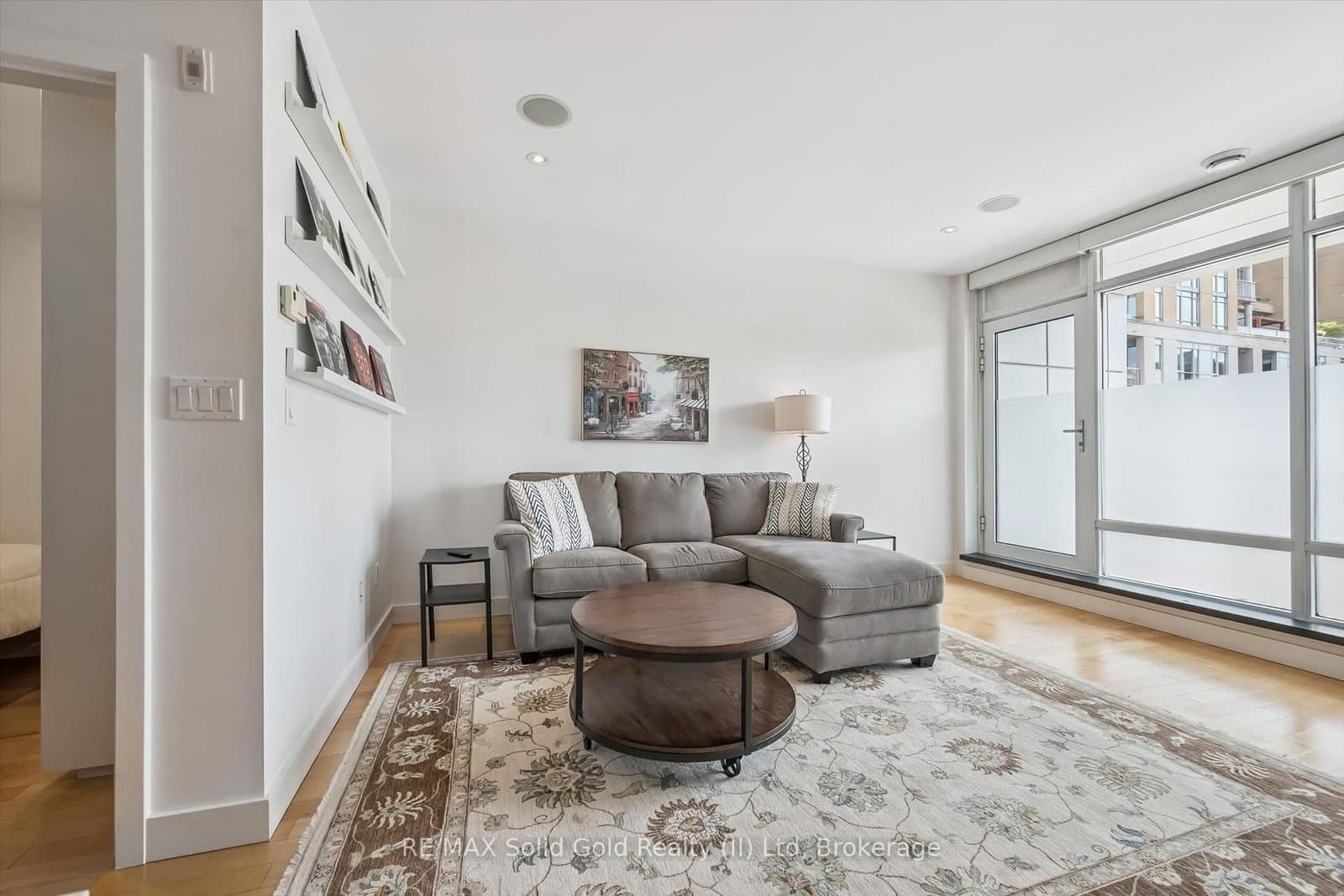 188 King Street S, Unit 209 thumbnail 26